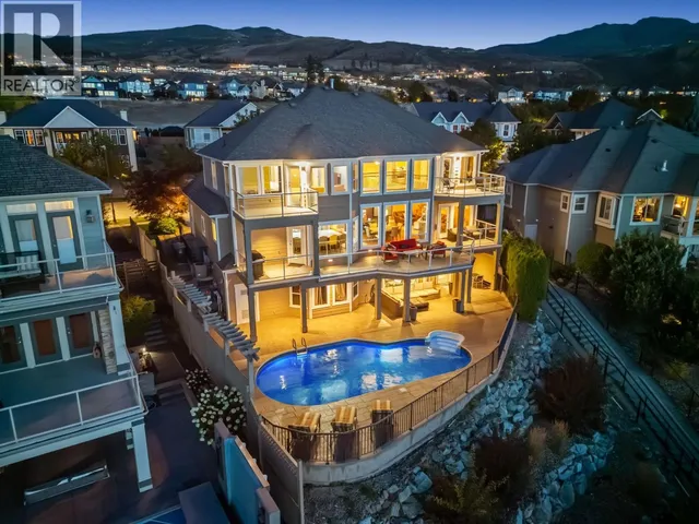 374 QUILCHENA DRIVE, Kelowna 2