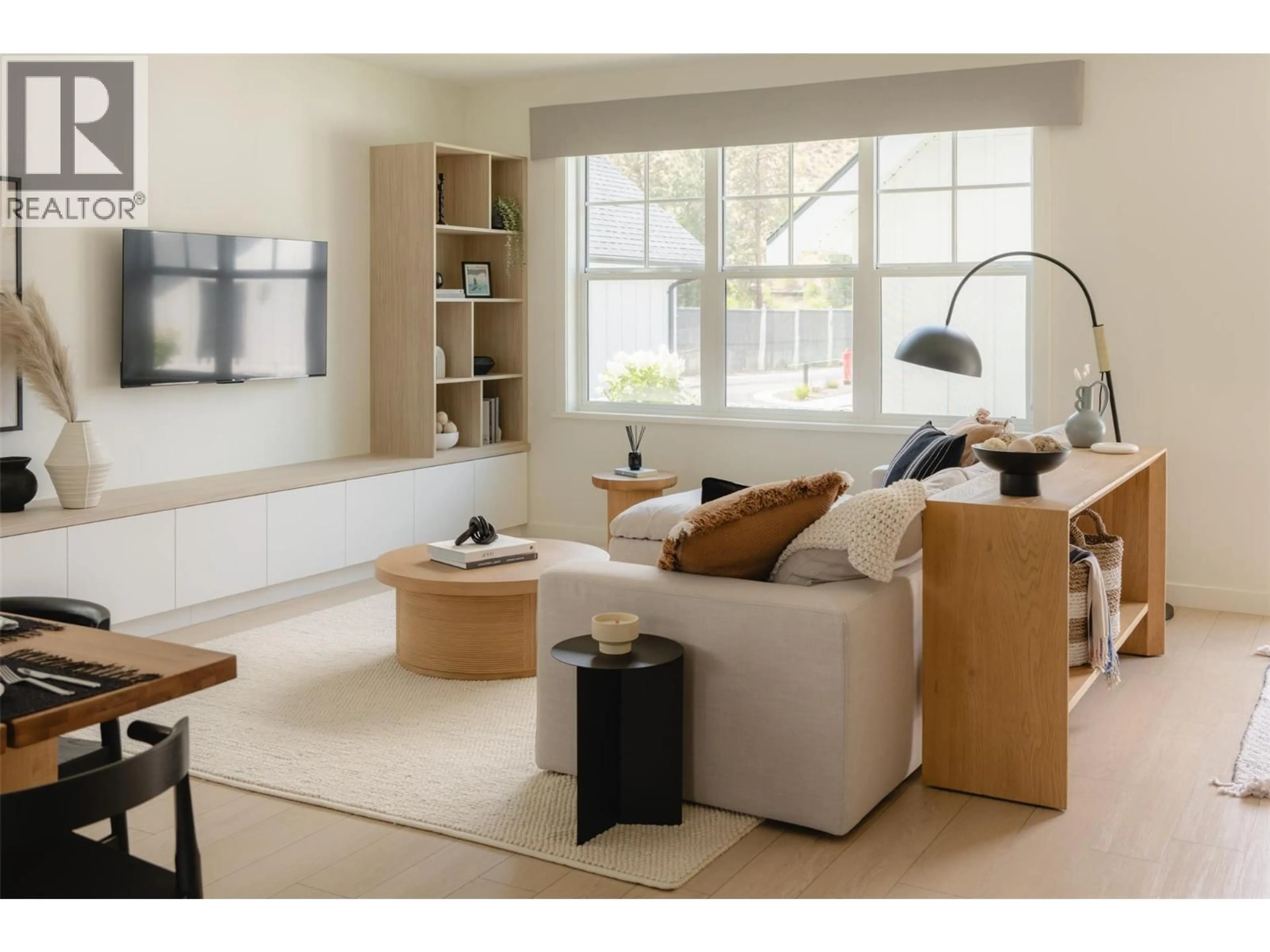 Living room with furniture, wood/laminate floor for 5 - 1308 CEDAR STREET, Okanagan Falls British Columbia V0H1R4