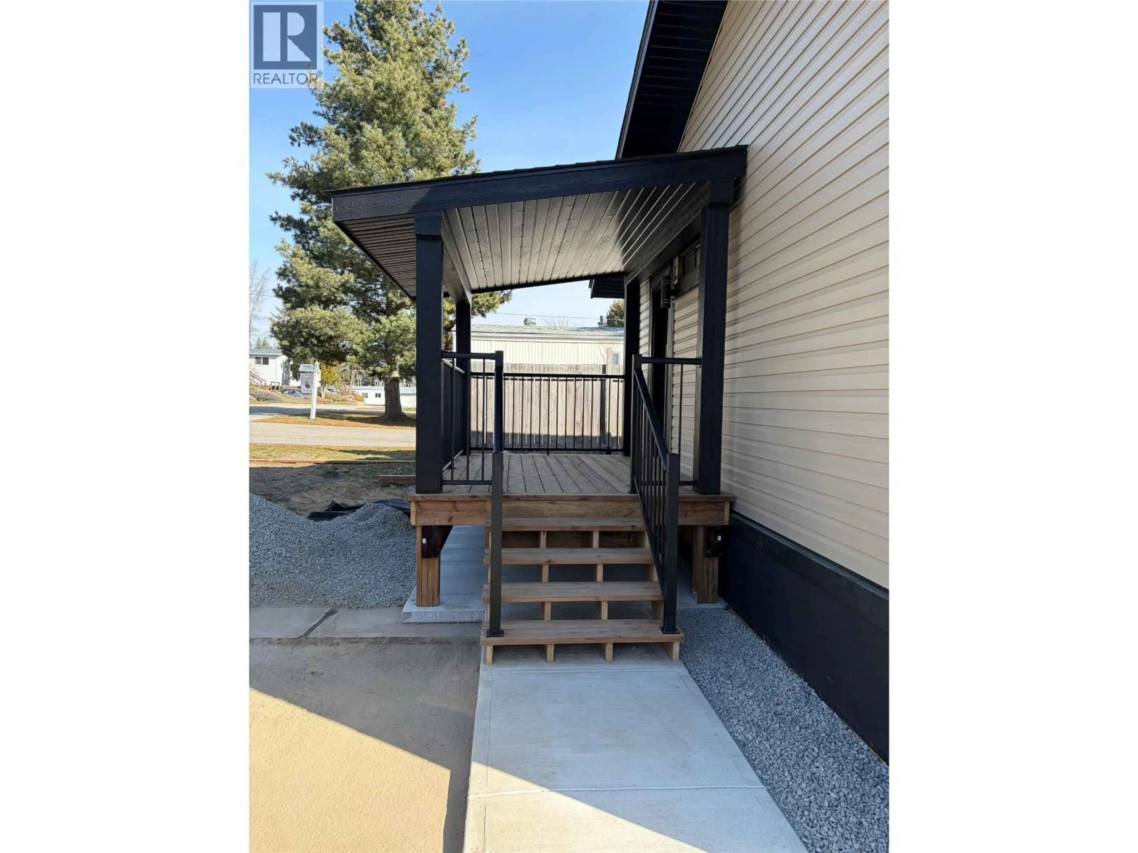 Unknown for 42 - 1361 30 STREET SOUTHEAST, Salmon Arm British Columbia V1E2N4