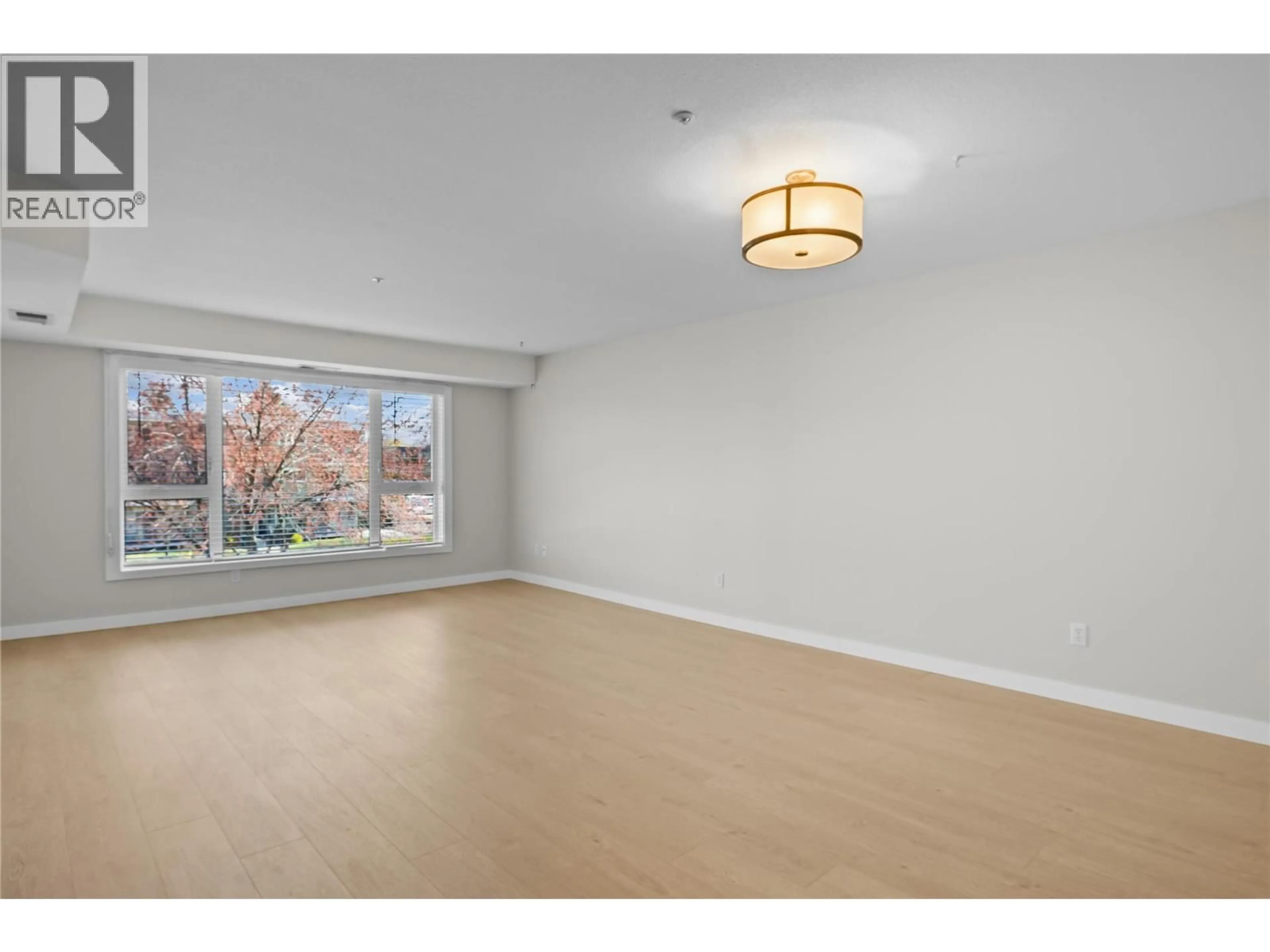 A pic of a room for 252 - 1045 SUTHERLAND AVENUE, Kelowna British Columbia V1Y5Y1