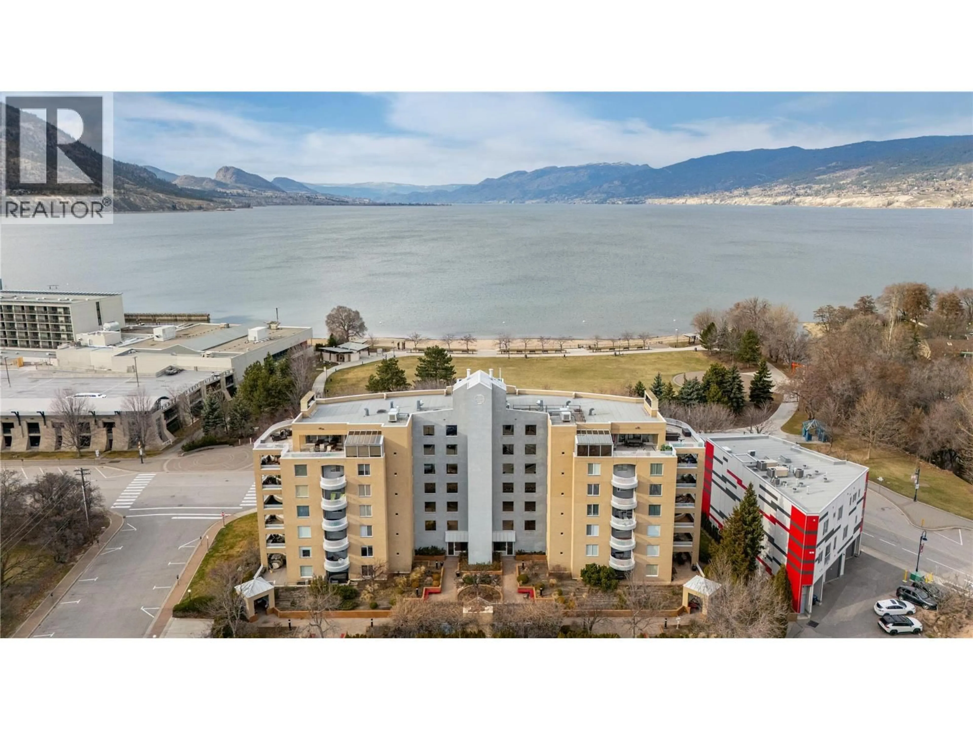 A pic from outside/outdoor area/front of a property/back of a property/a pic from drone, water/lake/river/ocean view for 203 - 86 LAKESHORE DRIVE, Penticton British Columbia V2A1B5