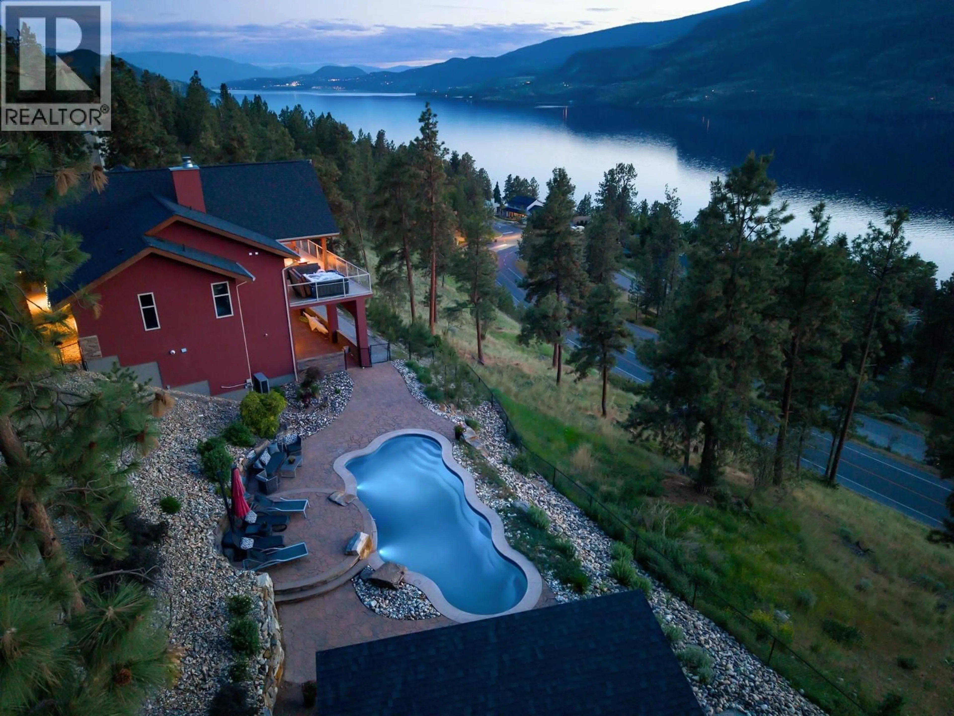 A pic from outside/outdoor area/front of a property/back of a property/a pic from drone, water/lake/river/ocean view for 2328 ARTHUR COURT, Kelowna British Columbia V1V2S7