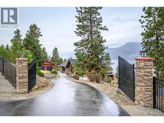 2328 ARTHUR COURT, Kelowna 3