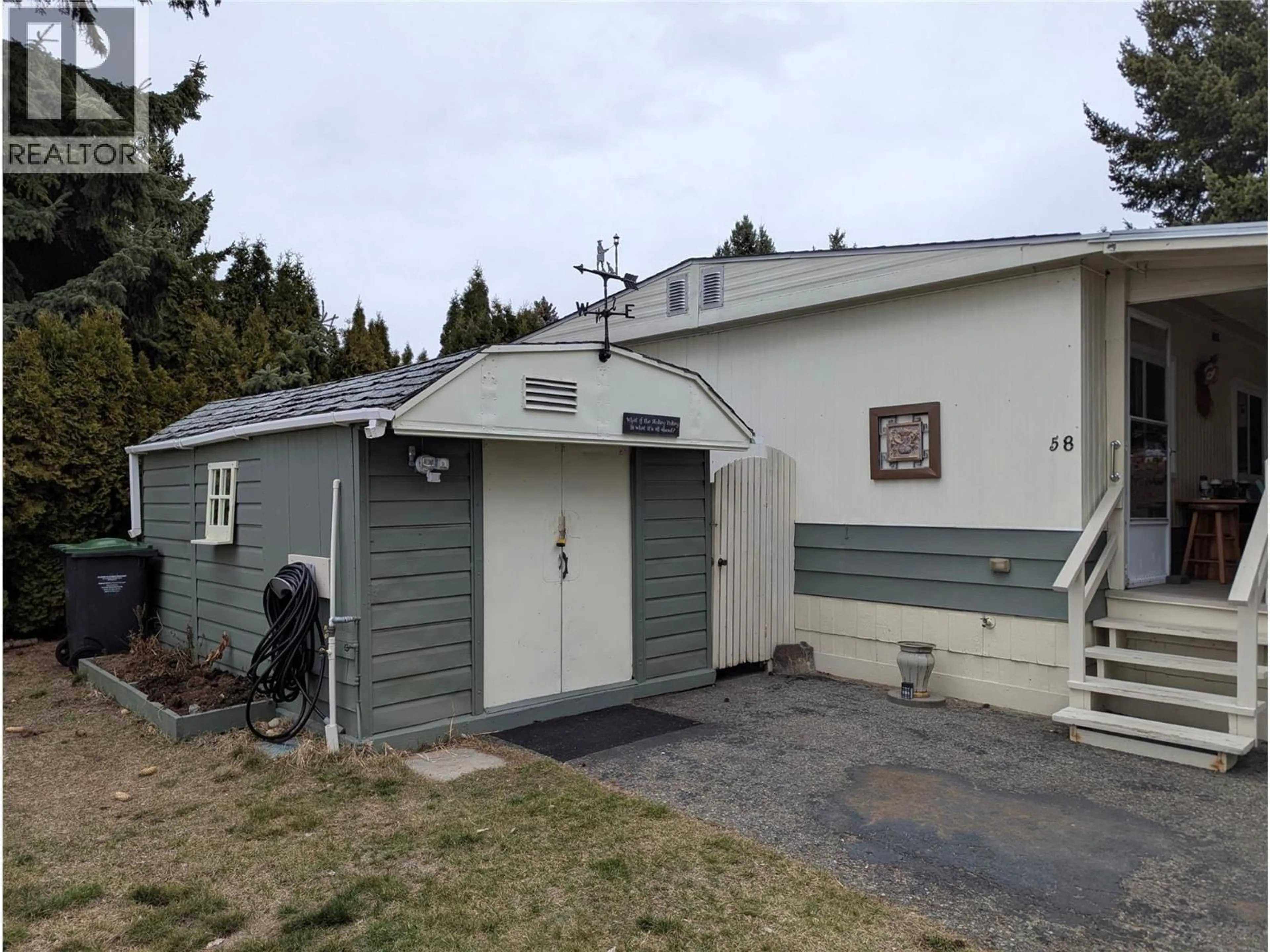 Home with vinyl exterior material, street for 58 - 3535 CASORSO ROAD, Kelowna British Columbia V1W3E1