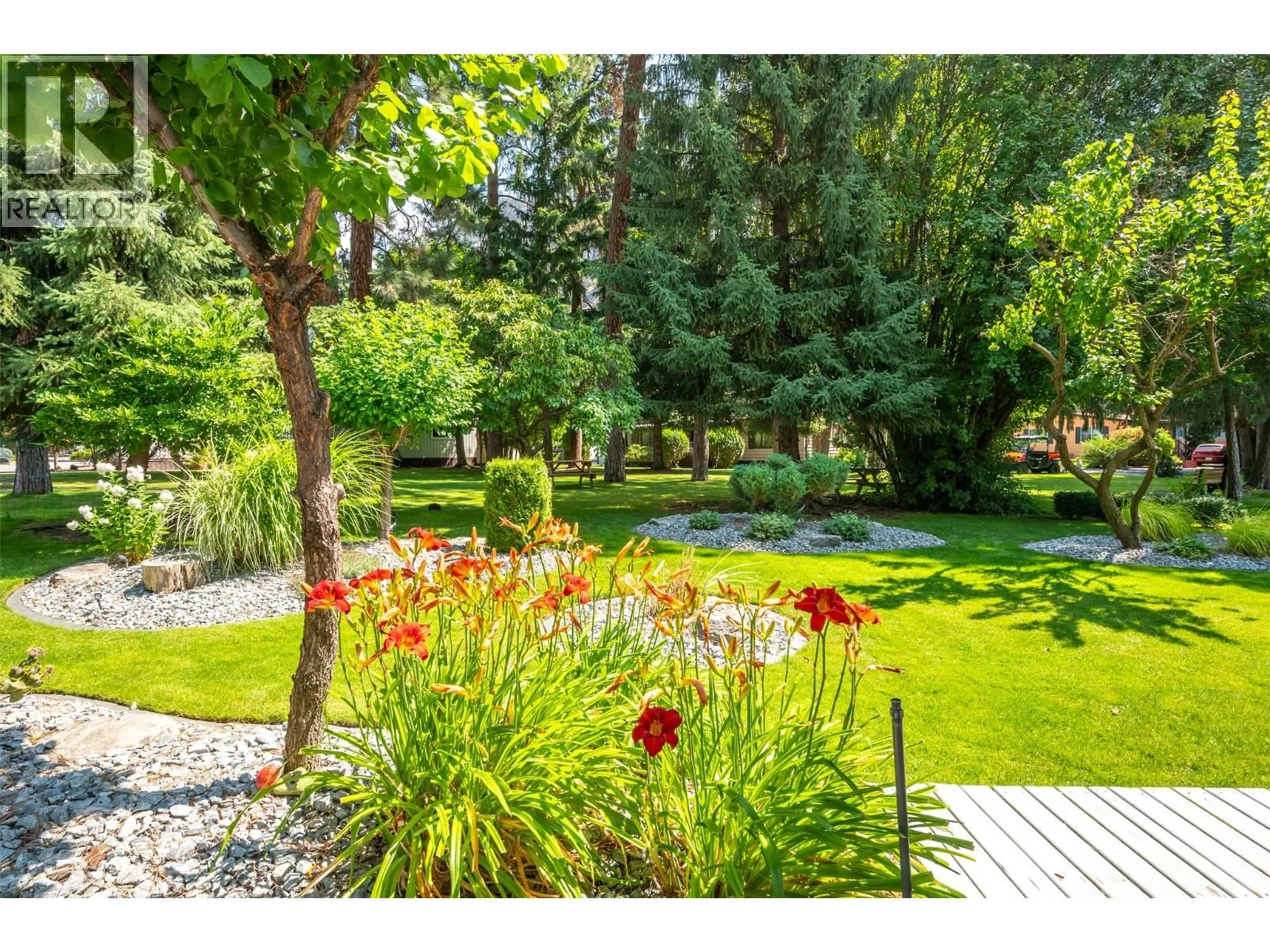 Patio, unknown for 18 - 8487 97 HIGHWAY, Oliver British Columbia V0H1T2