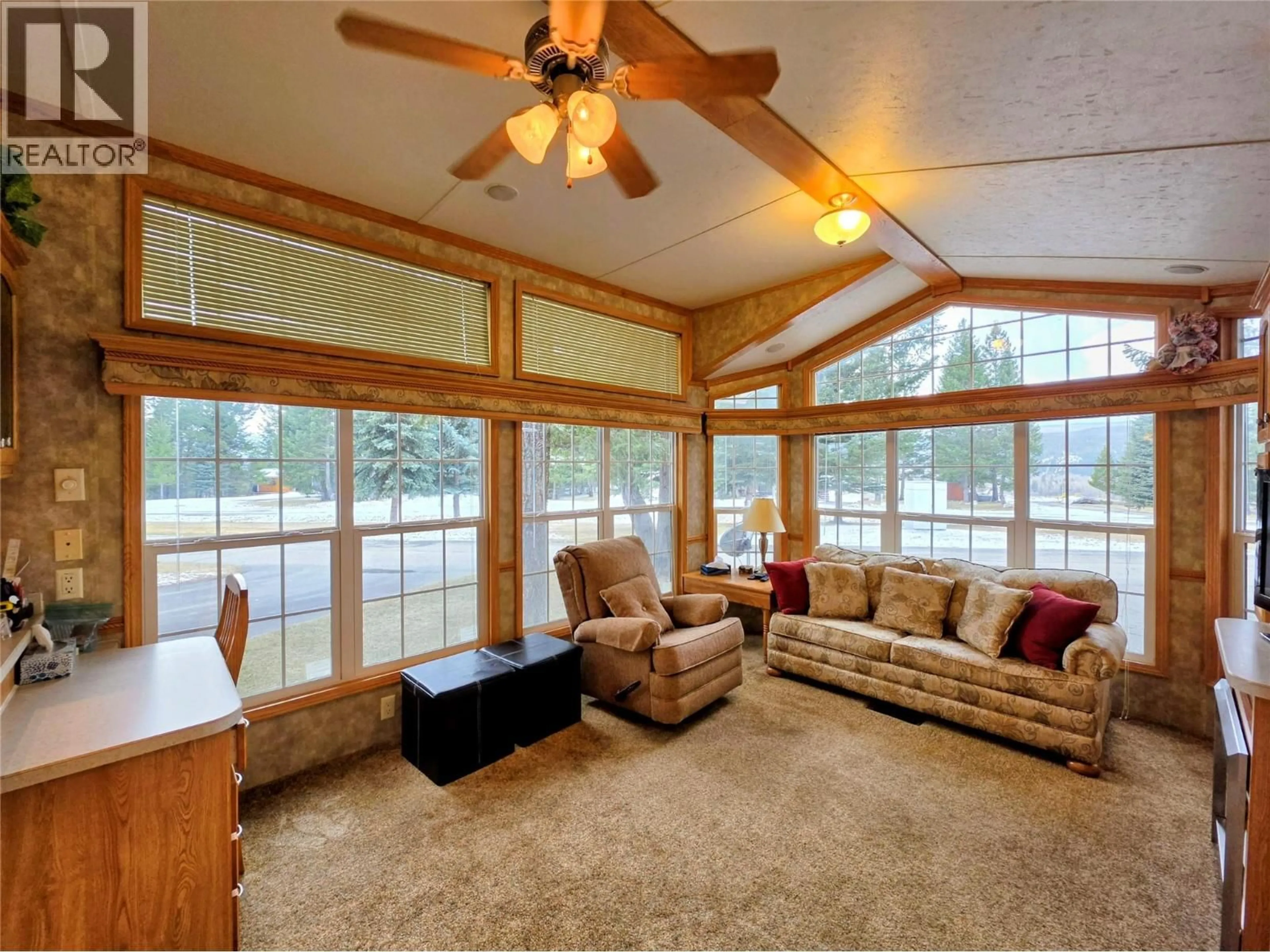 Living room with furniture, unknown for 4586 LYNX DRIVE, Radium Hot Springs British Columbia V0A1M0