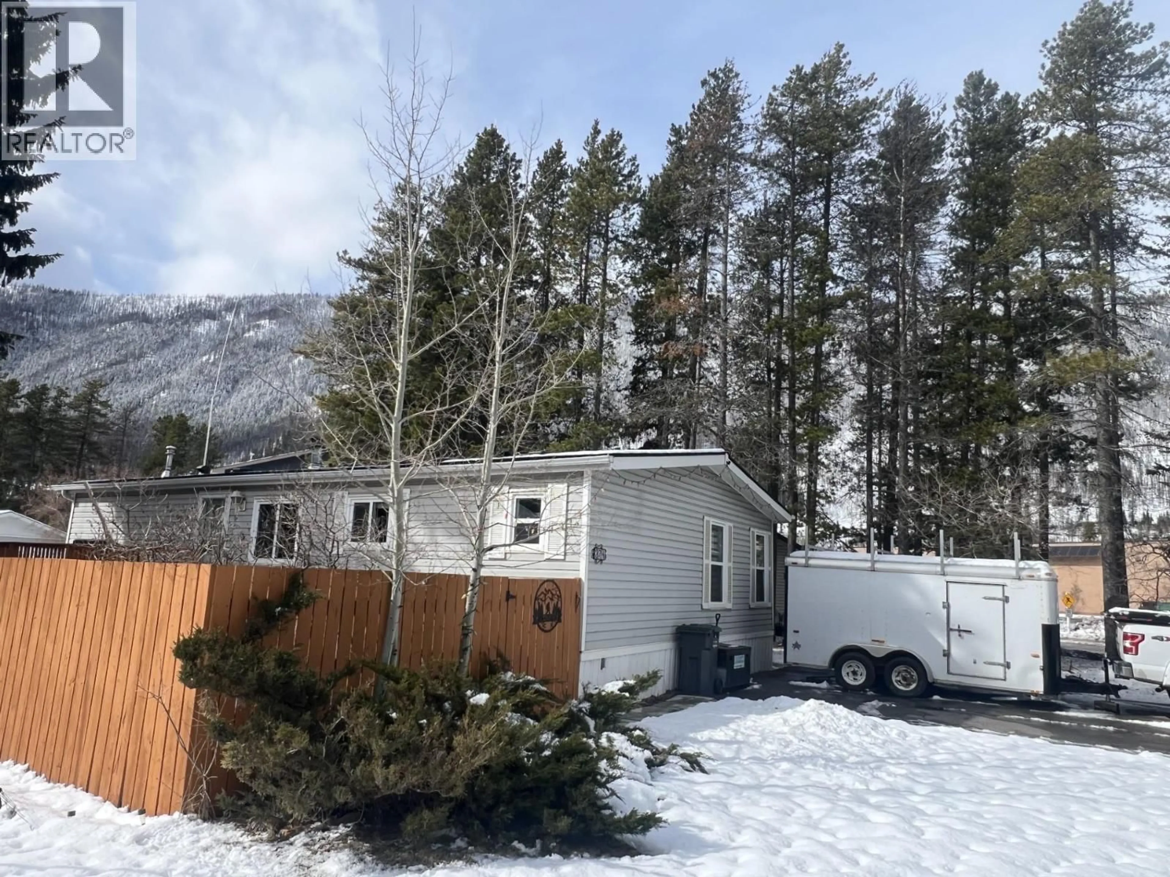 Unknown for 371 RED CEDAR CRESCENT, Sparwood British Columbia V0B2G0