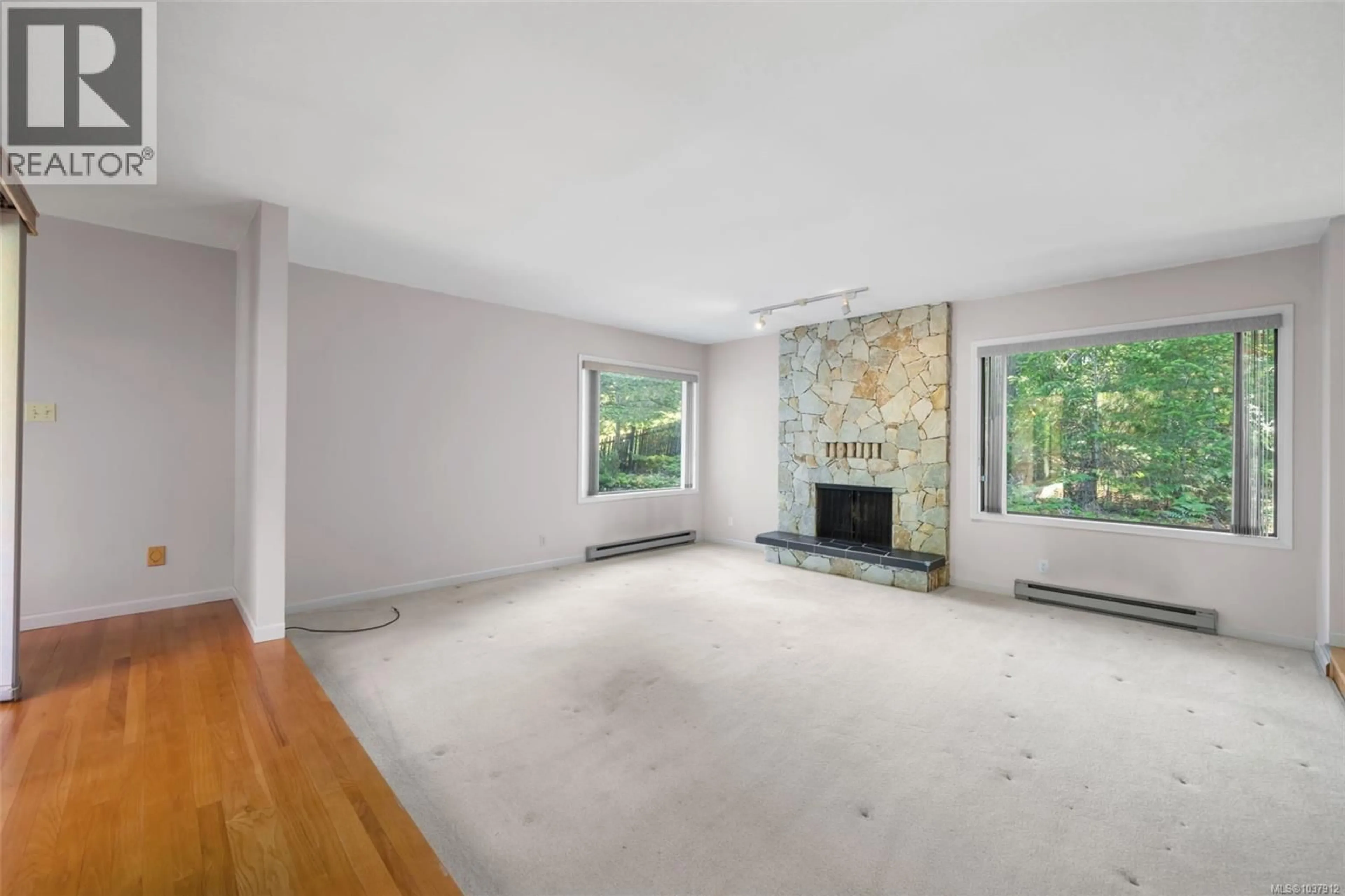 A pic of a room for 4489 COTTONTREE LANE, Saanich British Columbia V8X4H7
