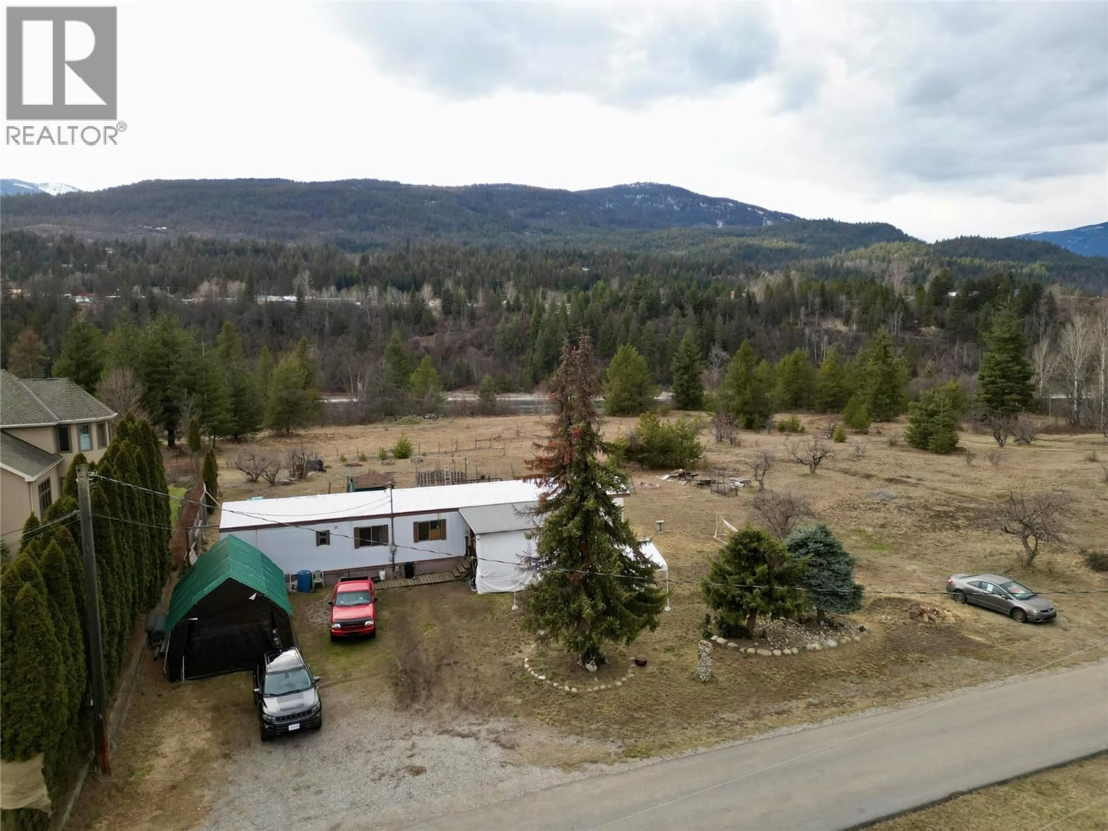 Unknown for 1040 WILD ORCHARD LANE, Castlegar British Columbia V1N4L1