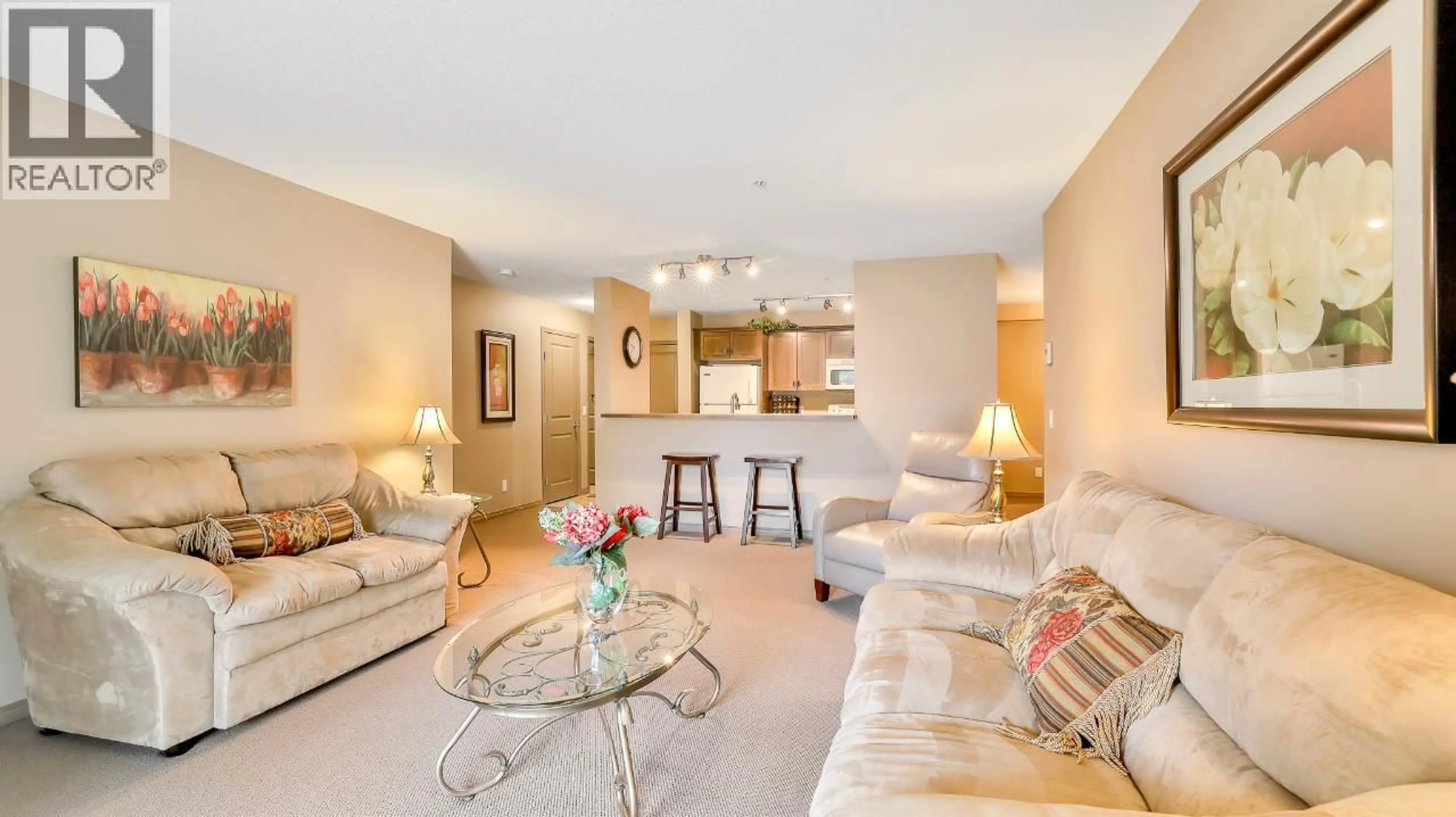 Living room with furniture, unknown for 107 - 4874 STANLEY STREET, Radium Hot Springs British Columbia V0A1M0