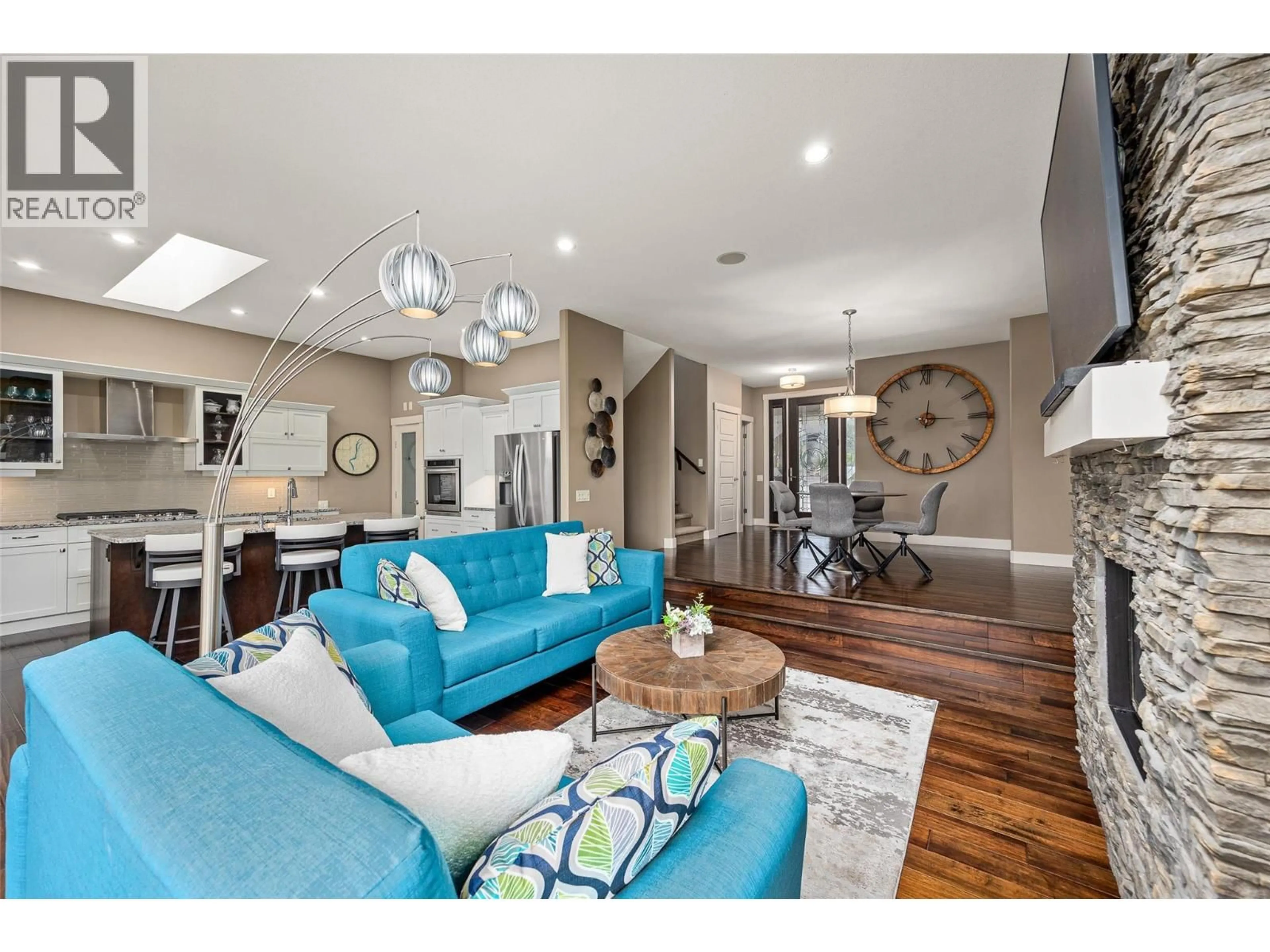 Living room with furniture, unknown for 1768 SPLIT RAIL PLACE, Kelowna British Columbia V1P1R1