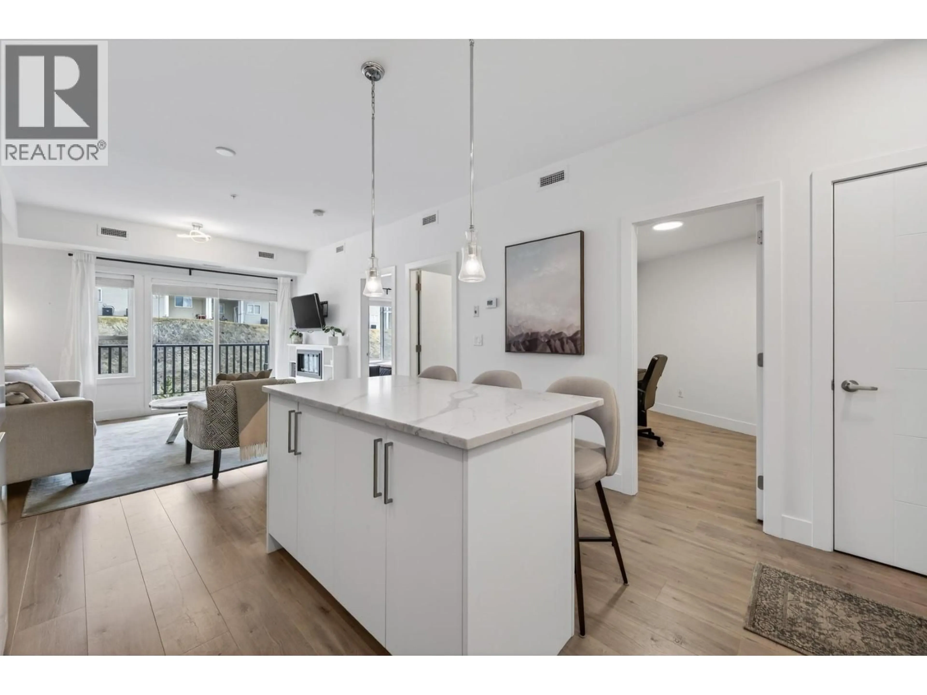 Open concept kitchen, unknown for 201 - 2046 ROBSON PLACE, Kamloops British Columbia V2E0A5