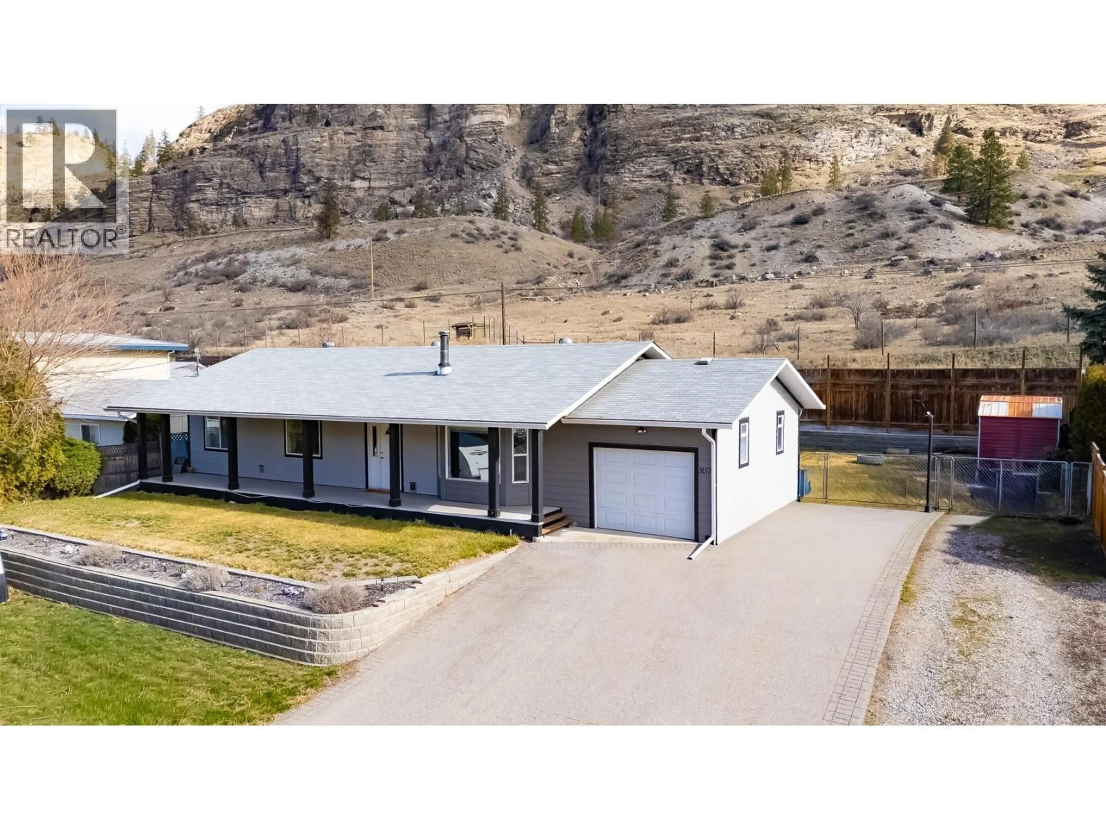 A pic from outside/outdoor area/front of a property/back of a property/a pic from drone, unknown for 3157 VASEUX LAKE CRESCENT, Okanagan Falls British Columbia V0H1R2