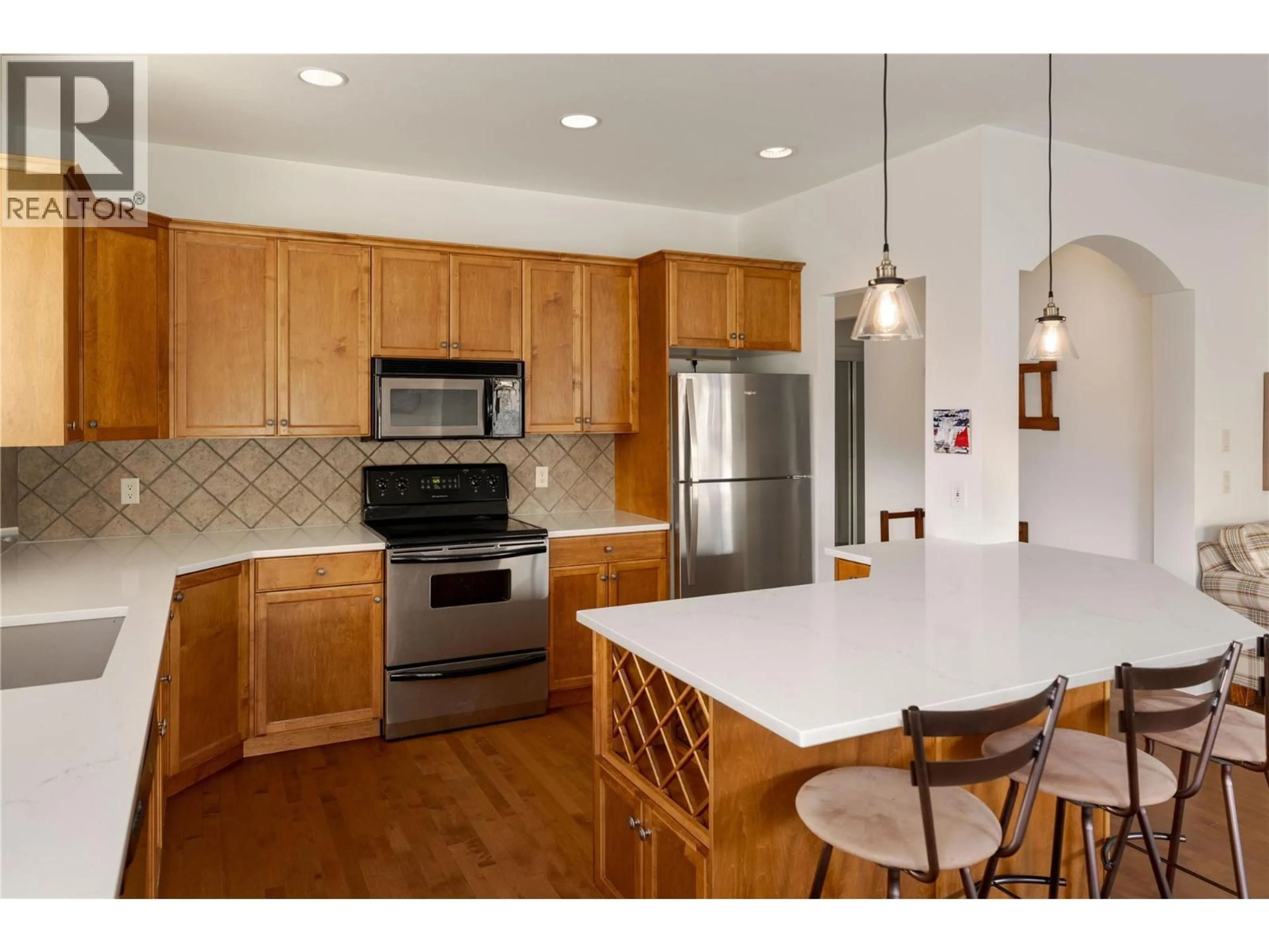 Open concept kitchen, unknown for 215 - 665 COOK ROAD, Kelowna British Columbia V1W4T4