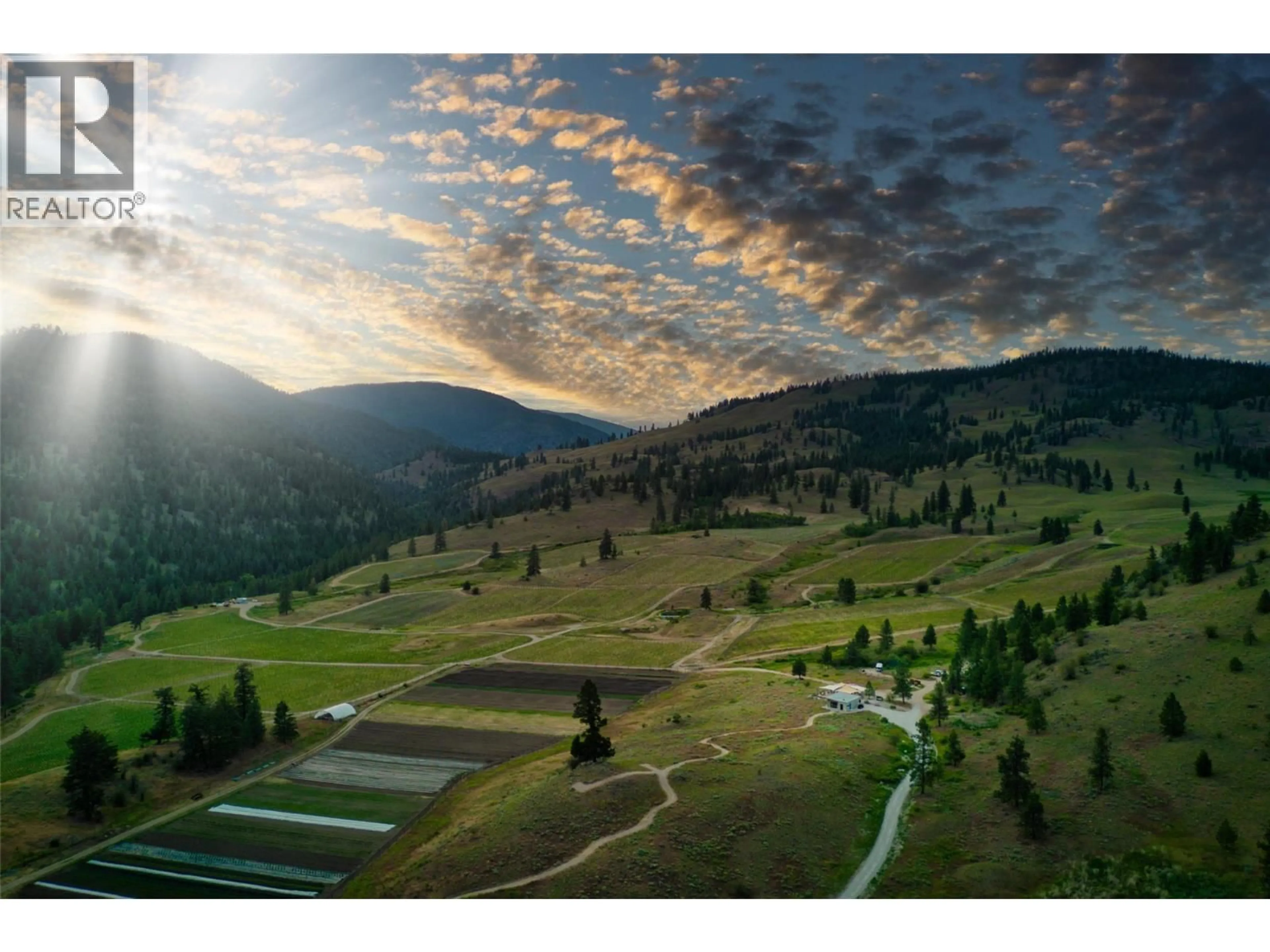 A pic from outside/outdoor area/front of a property/back of a property/a pic from drone, mountain view for 2110 LAWRENCE AVENUE, Penticton British Columbia V2A9G6