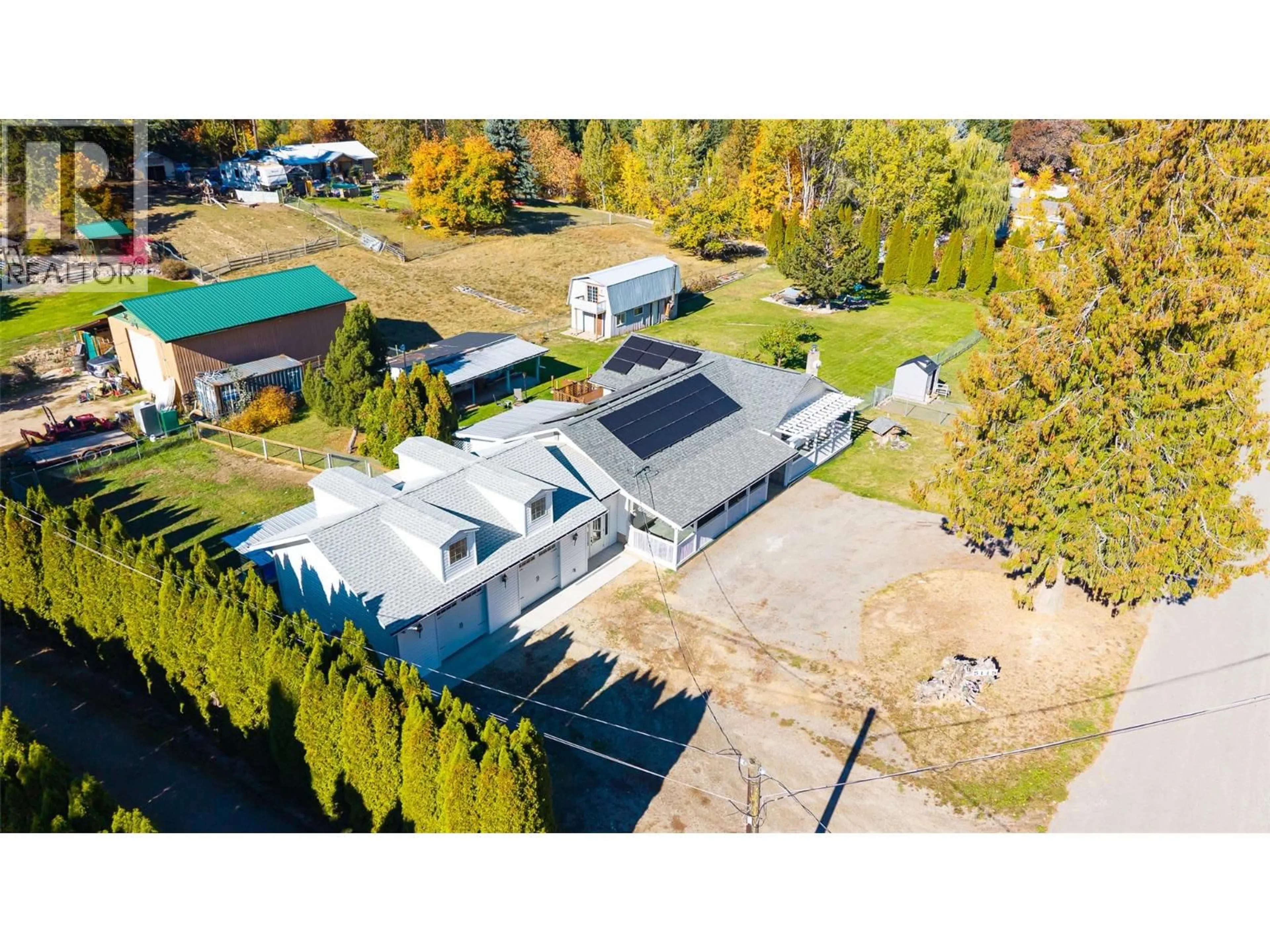 A pic from outside/outdoor area/front of a property/back of a property/a pic from drone, unknown for 5145 ELSIE HOLMES ROAD, Wynndel British Columbia V0B2N1