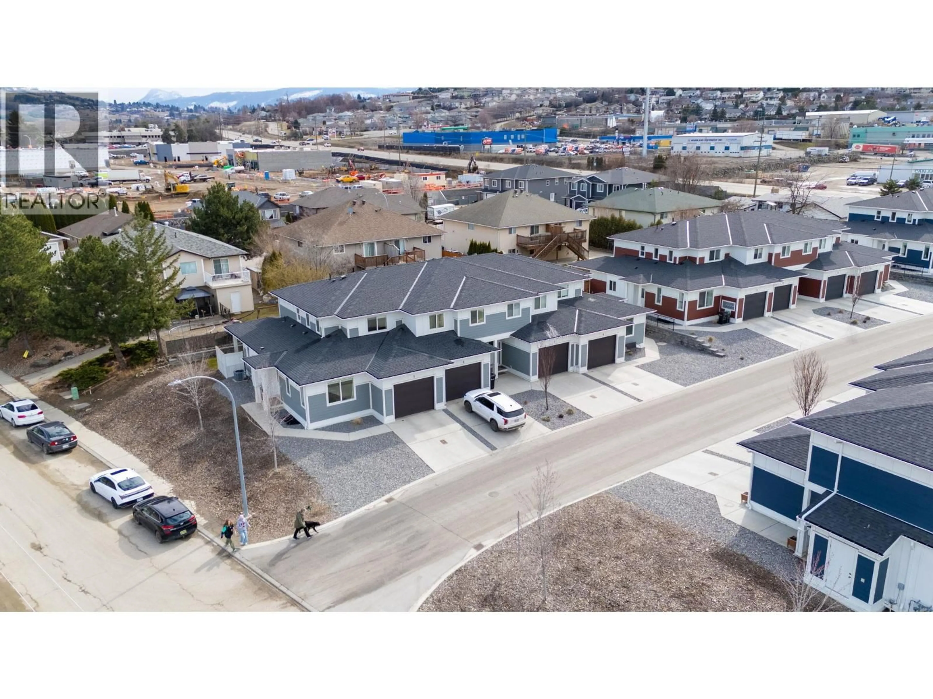 A pic from outside/outdoor area/front of a property/back of a property/a pic from drone, unknown for 6 - 1999 15 AVENUE, Vernon British Columbia V1T0C6