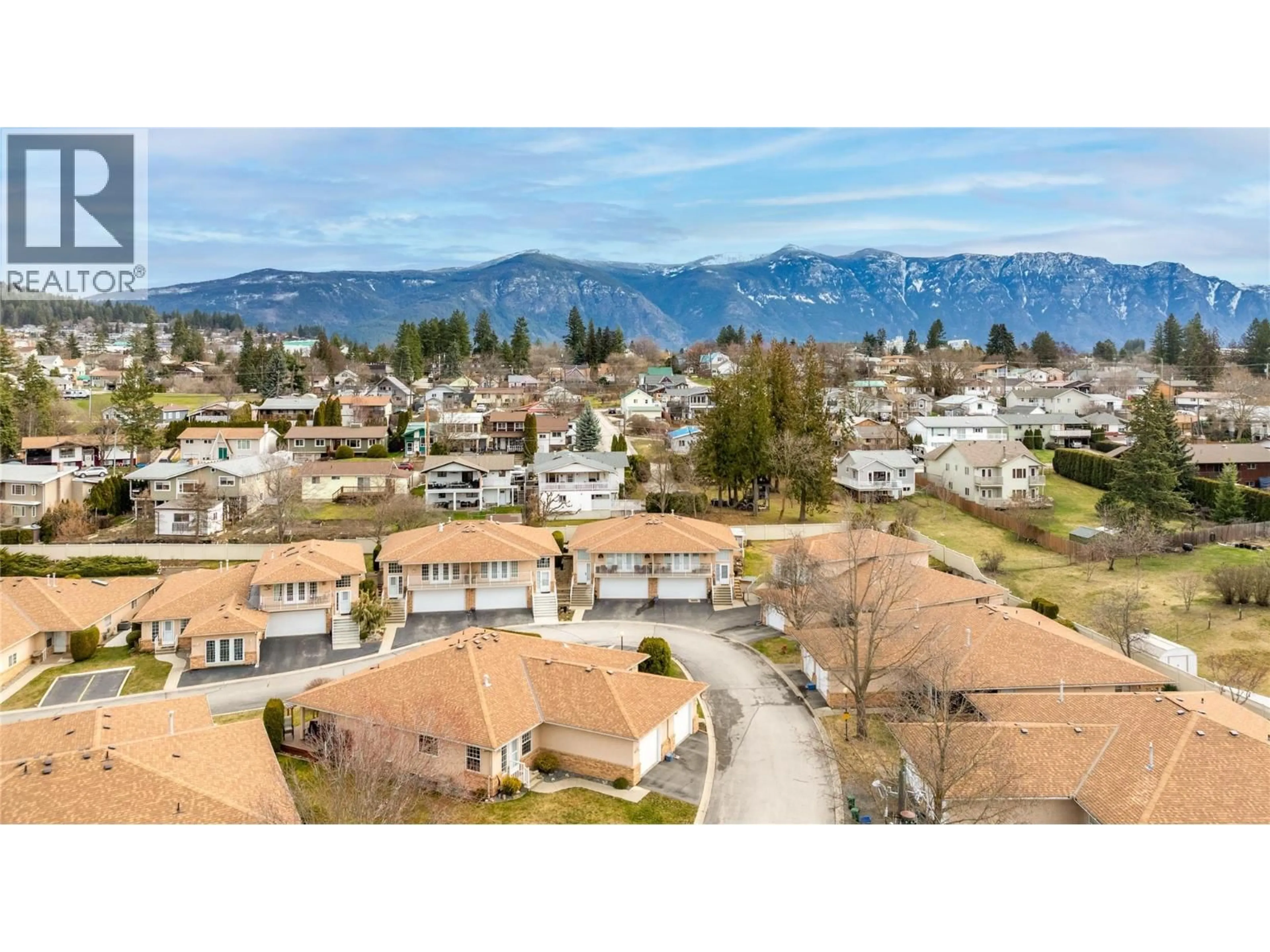 A pic from outside/outdoor area/front of a property/back of a property/a pic from drone, mountain view for 37 - 310 6TH AVENUE SOUTH, Creston British Columbia V0B1G3
