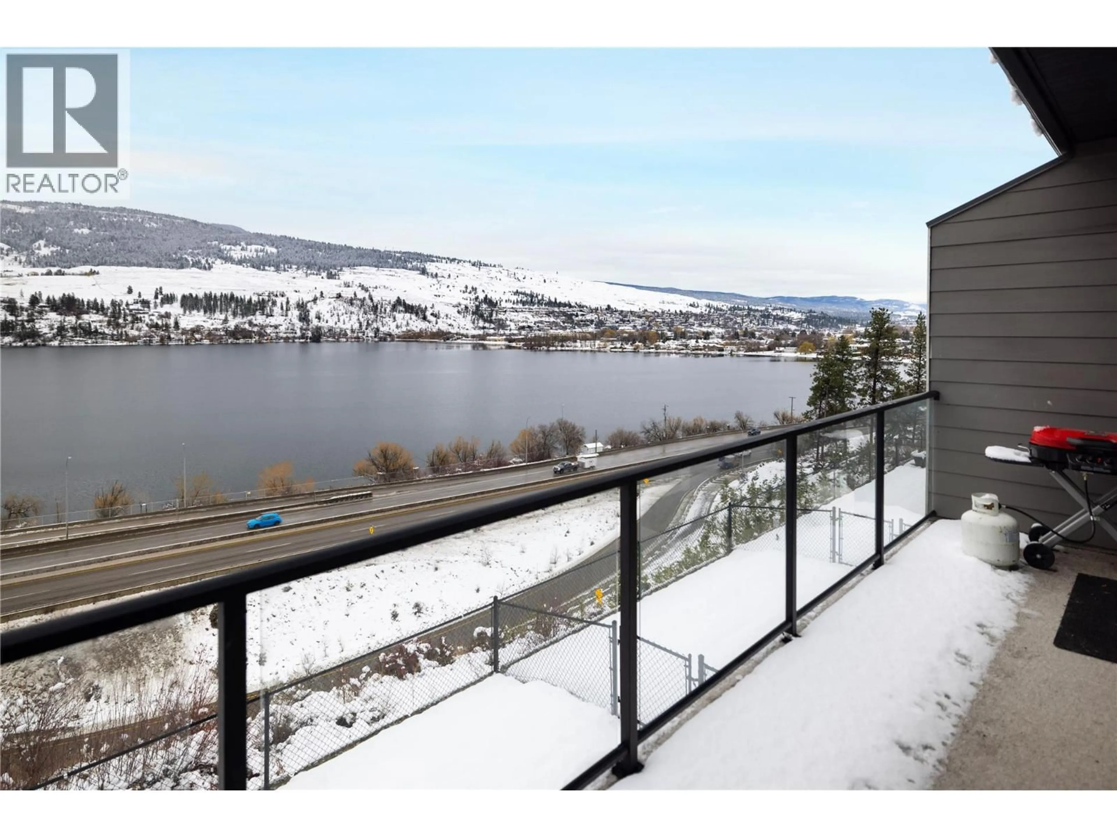 Balcony in the apartment, water/lake/river/ocean view for 21 - 12075 OCEOLA ROAD, Lake Country British Columbia V4V1H1