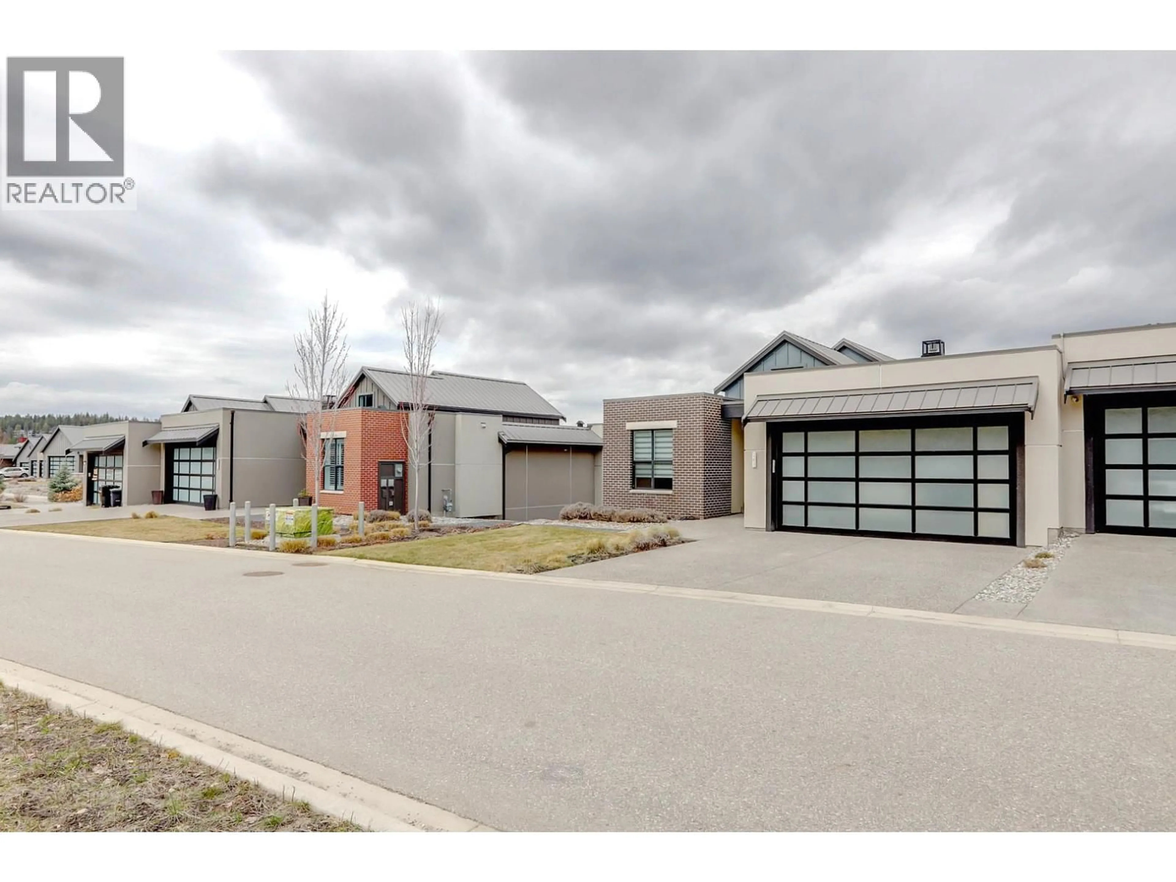 Home with brick exterior material, street for 261 DOMINION WAY, Vernon British Columbia V1H2M1