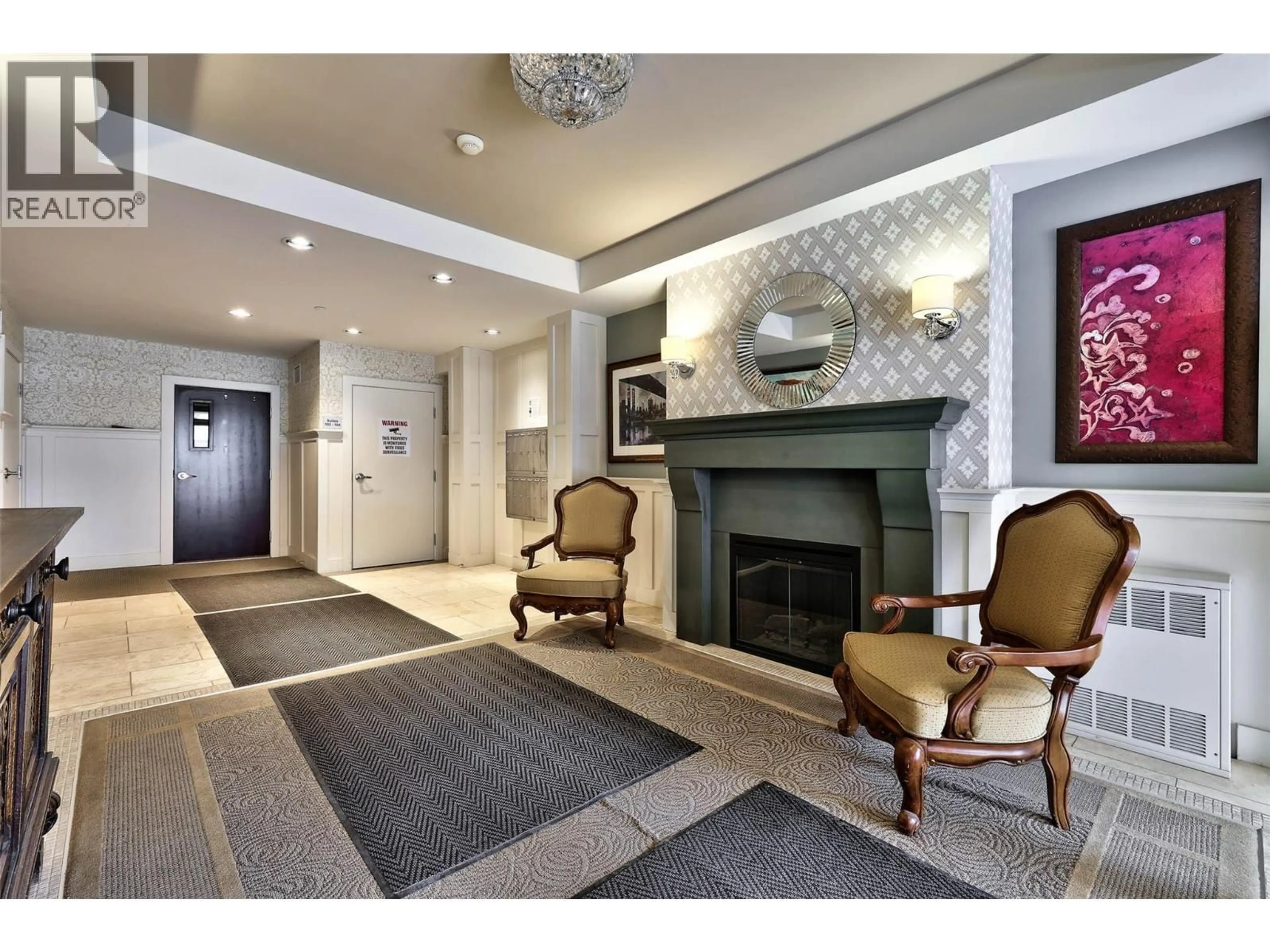 Lobby for 202 - 370 BATTLE STREET, Kamloops British Columbia V2C2L6