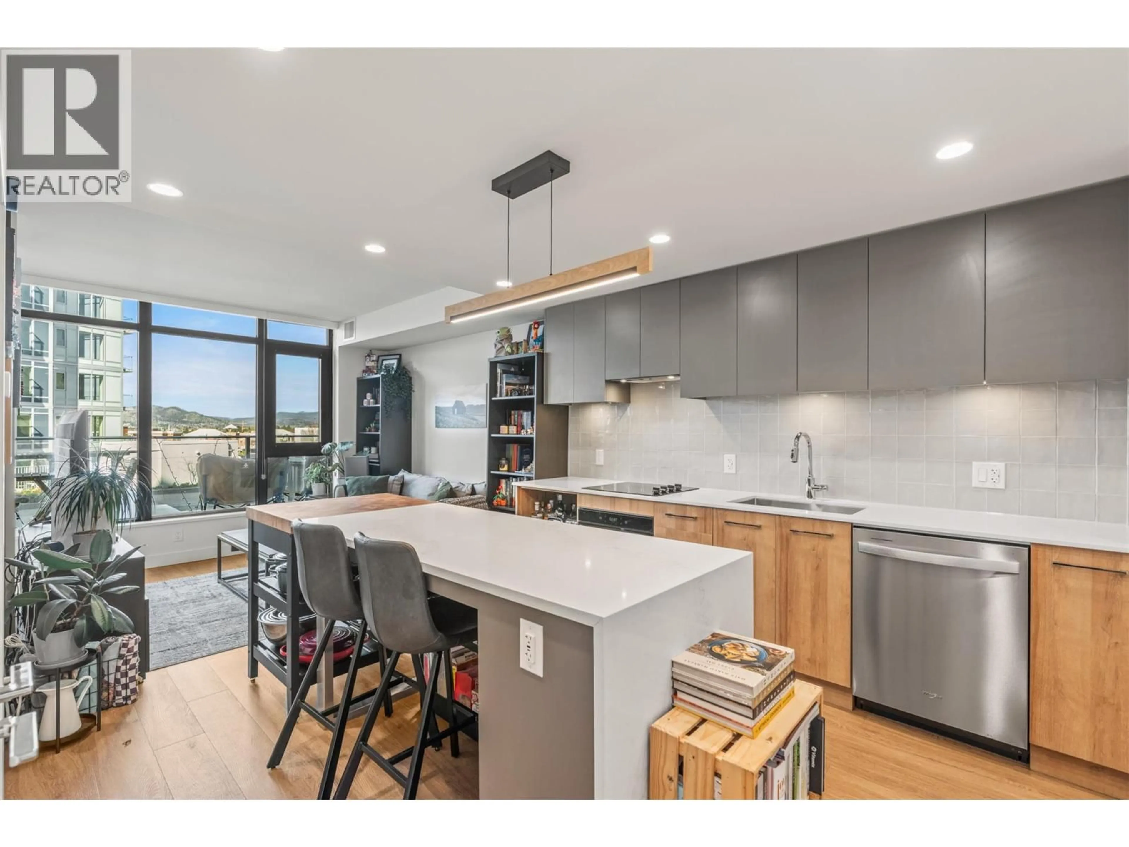 Open concept kitchen, unknown for 601 - 3699 CAPOZZI ROAD, Kelowna British Columbia V1W3L2