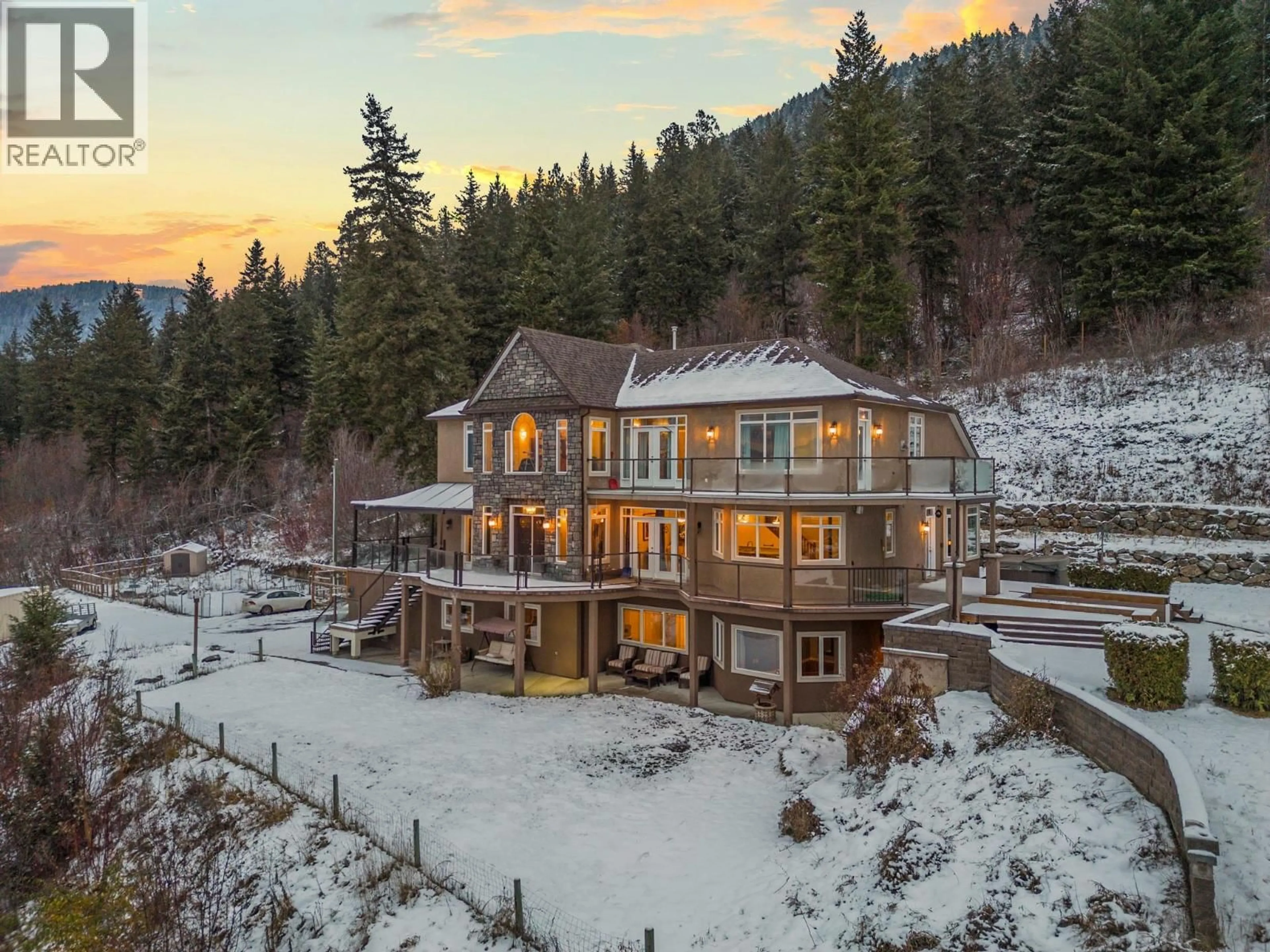 A pic from outside/outdoor area/front of a property/back of a property/a pic from drone, mountain view for 5475/5477 KINGSVIEW ROAD, Vernon British Columbia V1B3J5