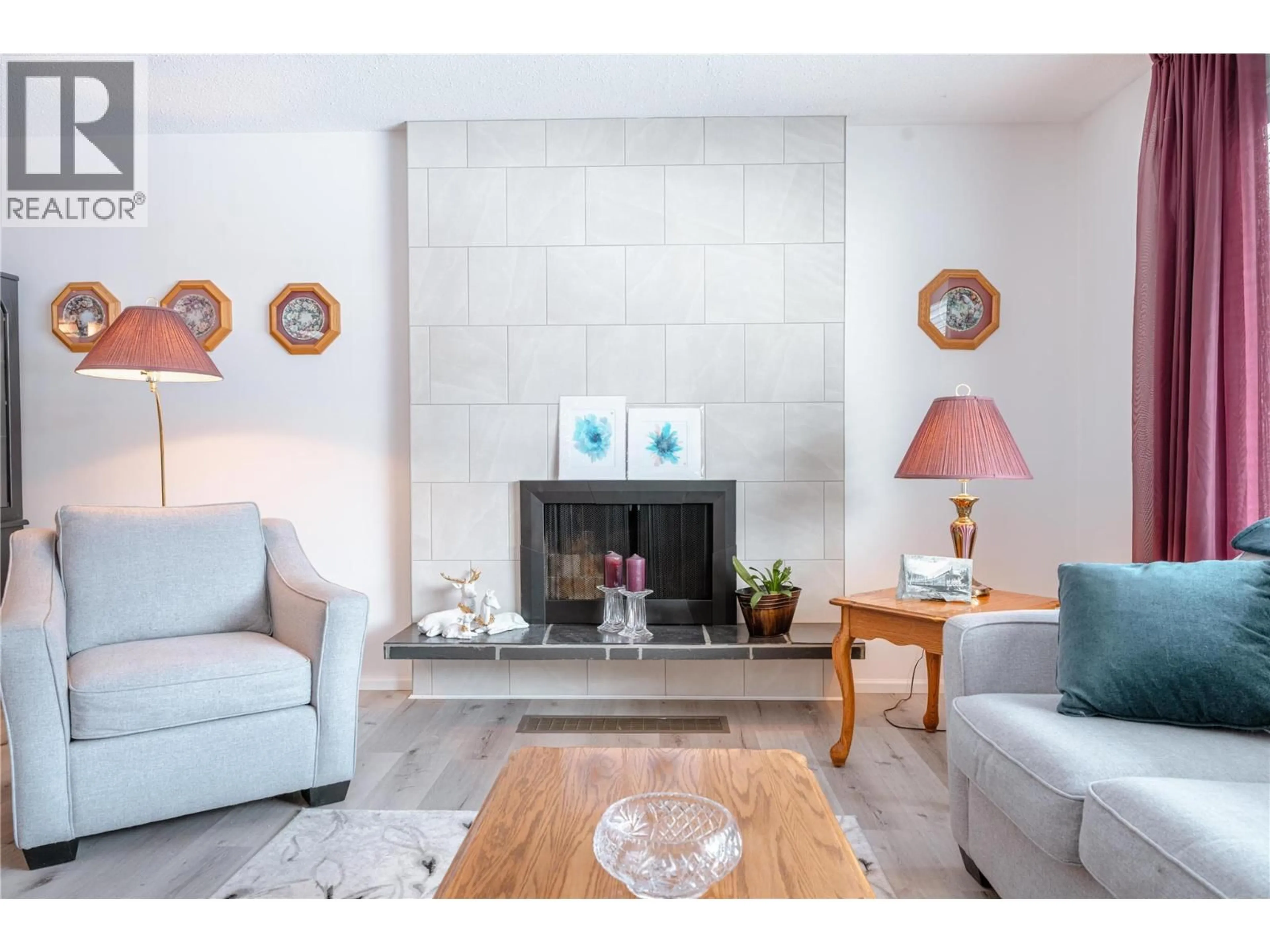 Living room with furniture, ceramic/tile floor for 361 PEARKES DRIVE, Revelstoke British Columbia V0E2S0