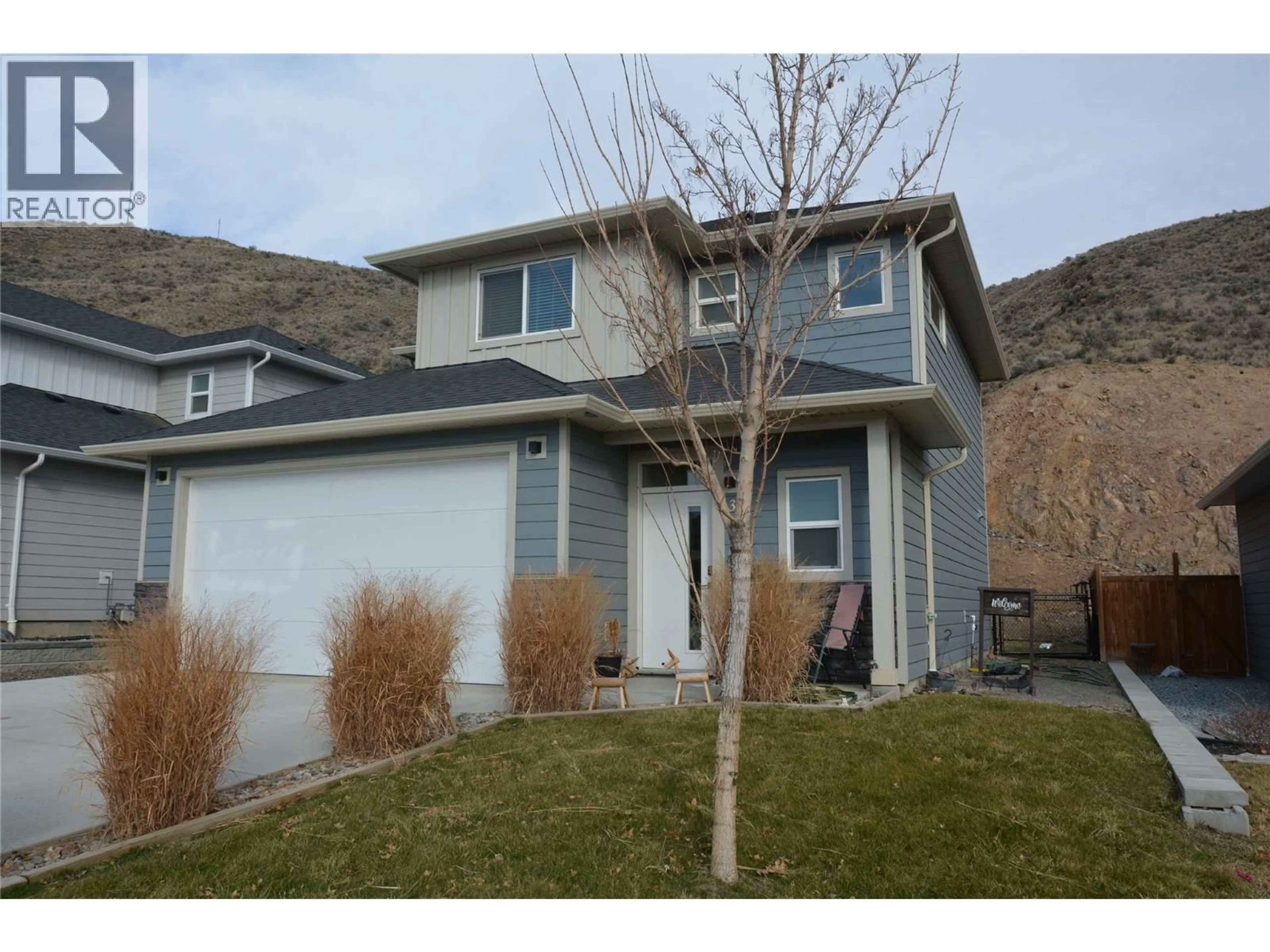 Home with vinyl exterior material, street for 30 - 1900 ORD ROAD, Kamloops British Columbia V2B0B6