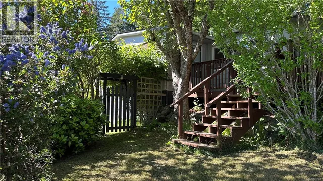 4 - 5838 BLYTHWOOD ROAD, Sooke 2