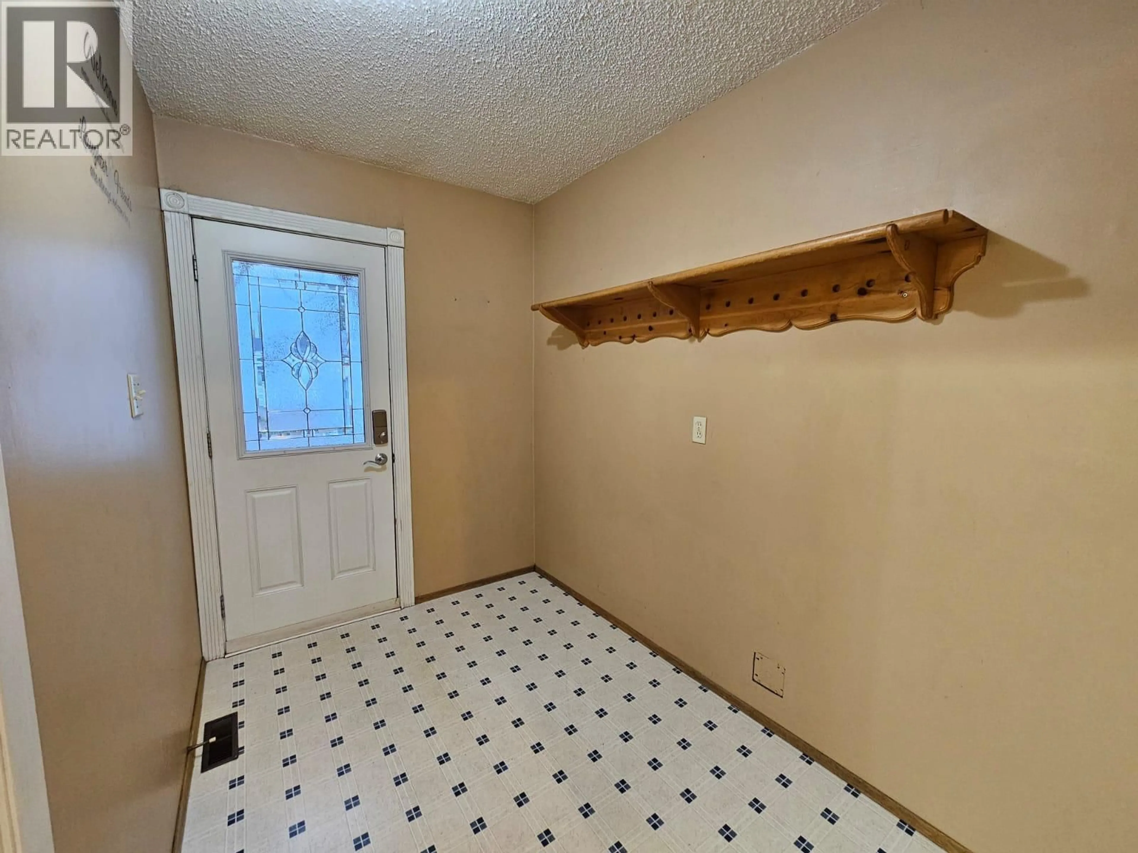 A pic of a room for 11100 16 STREET, Dawson Creek British Columbia V1G4A2