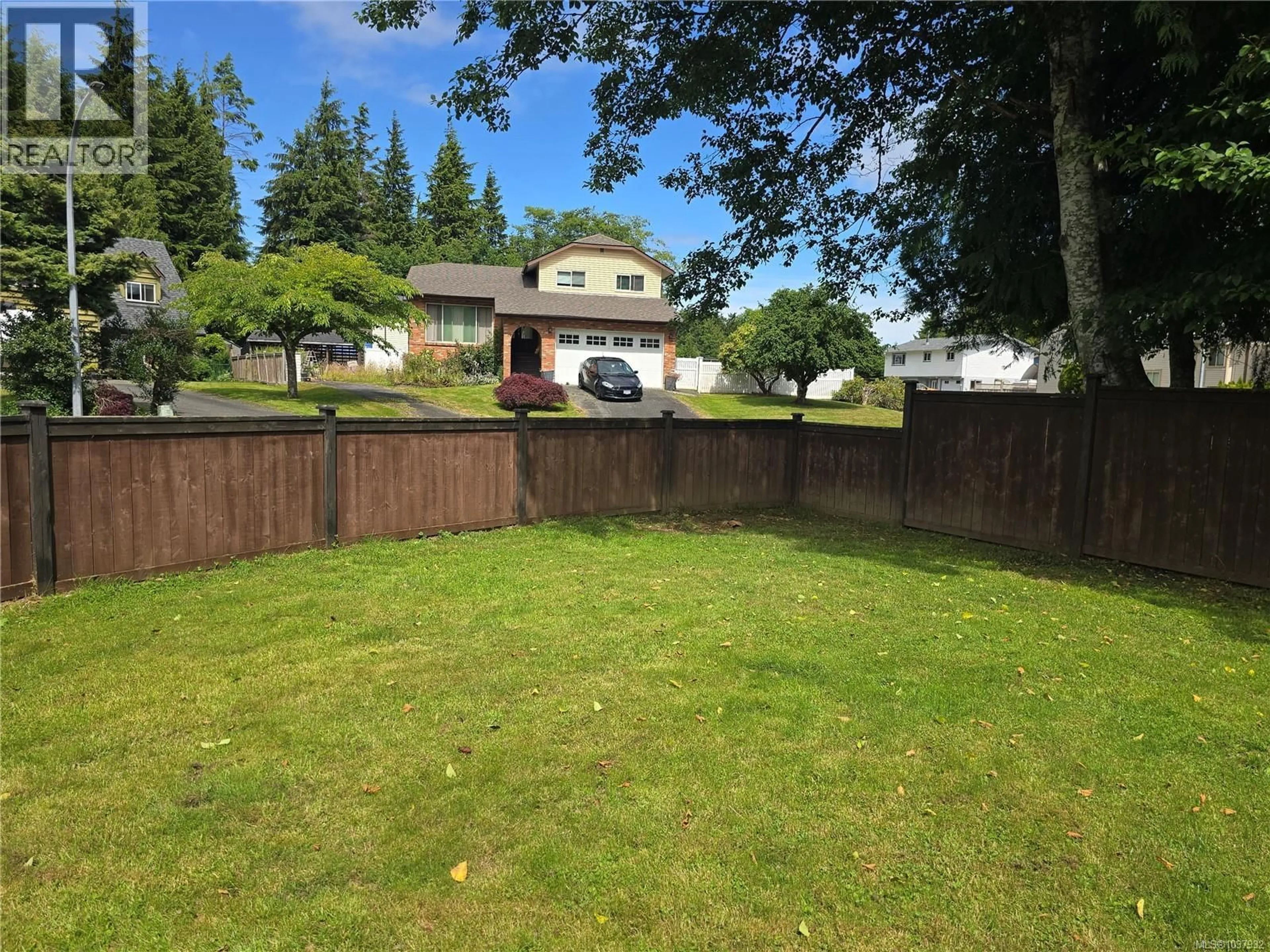 A pic from outside/outdoor area/front of a property/back of a property/a pic from drone, unknown for A - 9477 SCOTT STREET, Port Hardy British Columbia V0N2P0