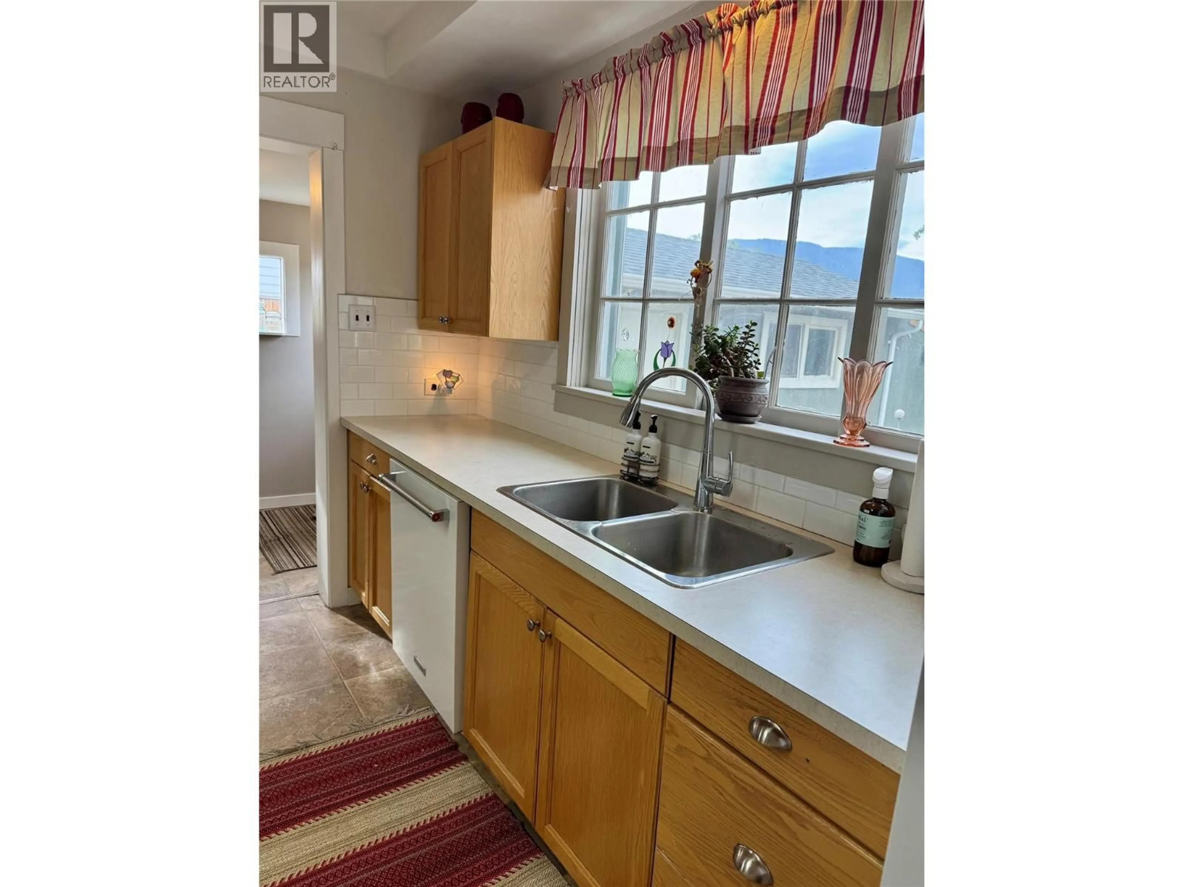 Unknown for 1782 NICOLA AVENUE, Merritt British Columbia V1K1B8