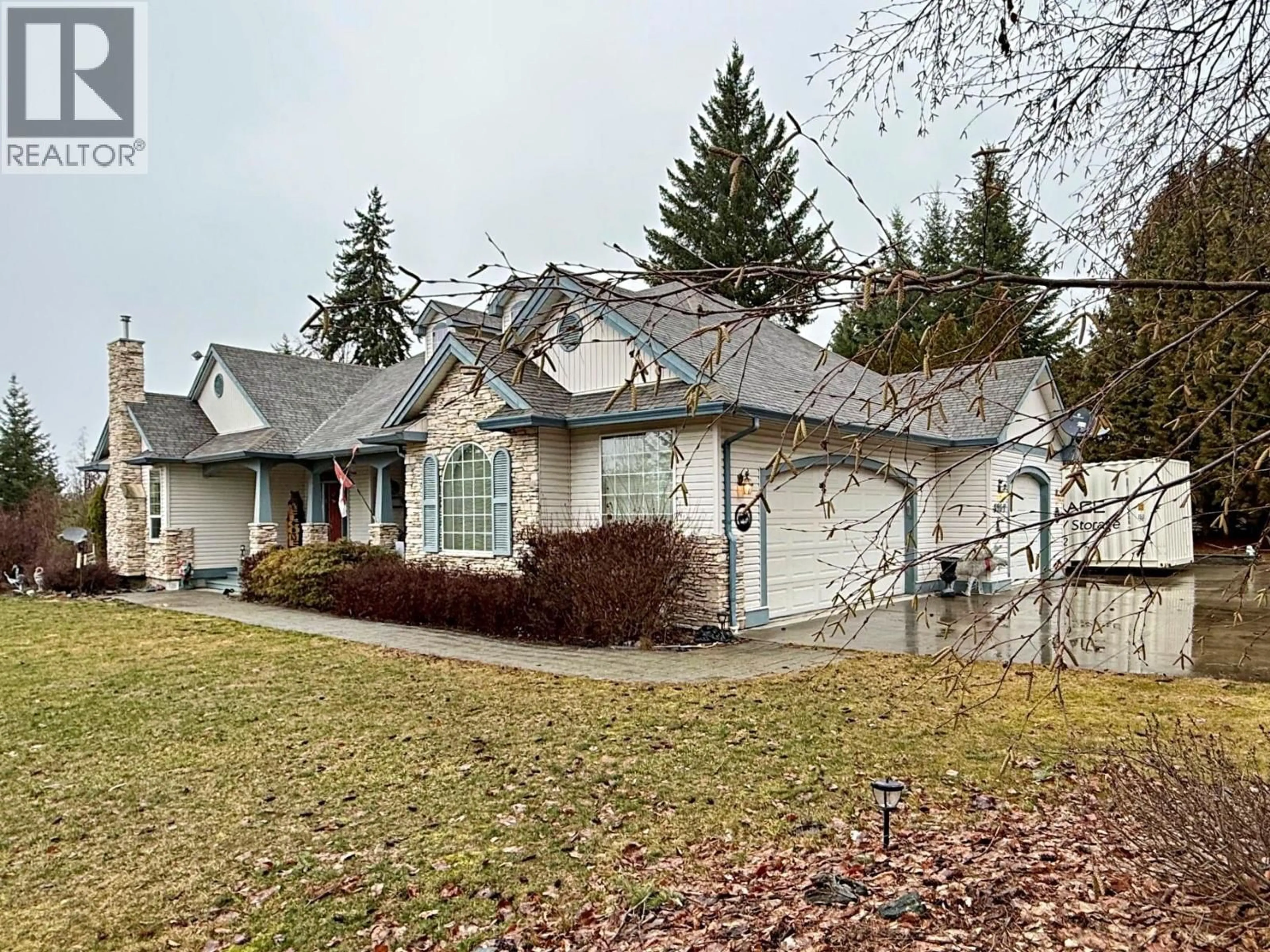 Home with vinyl exterior material, street for 3267 RONCASTLE ROAD, Blind Bay British Columbia V0E1H1