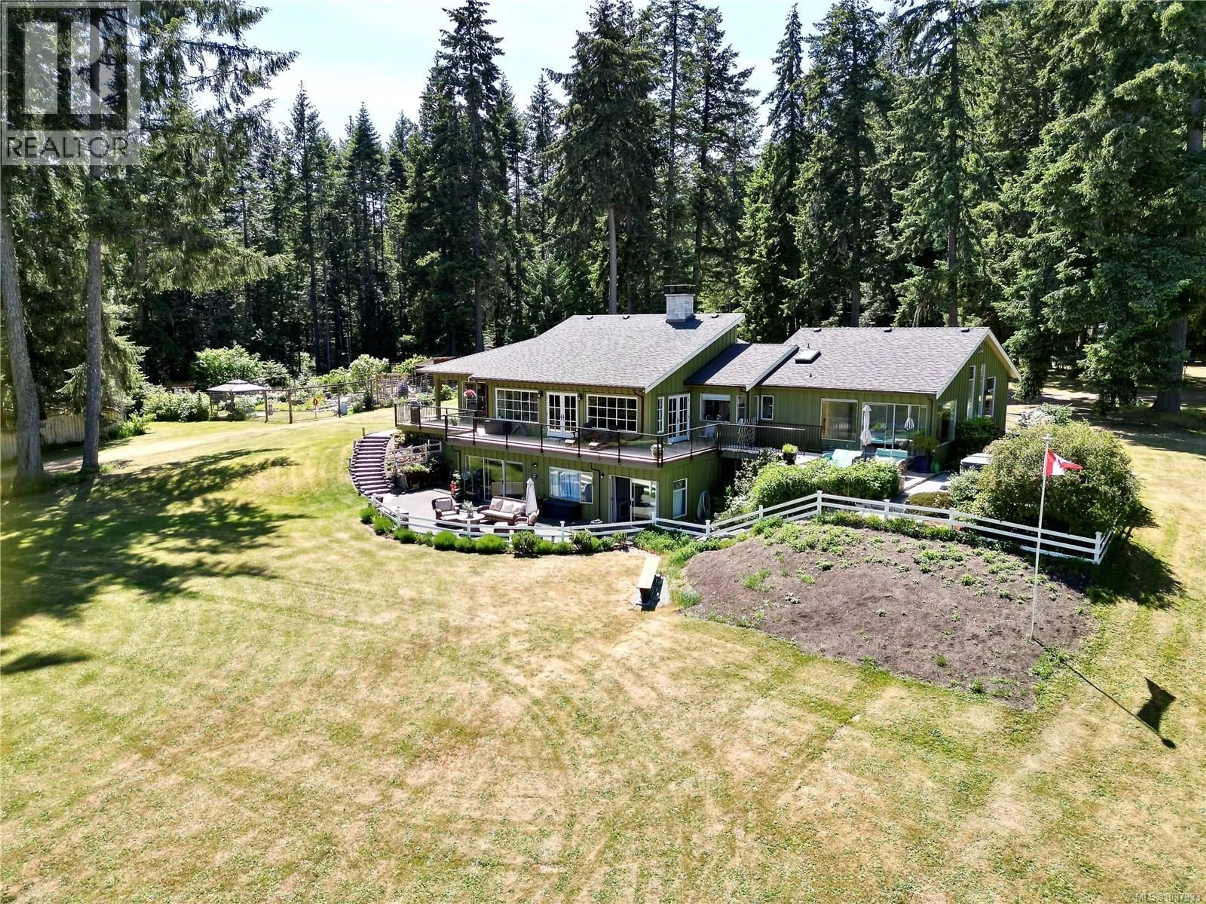A pic from outside/outdoor area/front of a property/back of a property/a pic from drone, unknown for 956 CHERRY POINT ROAD, Cowichan Bay British Columbia V0R1N2