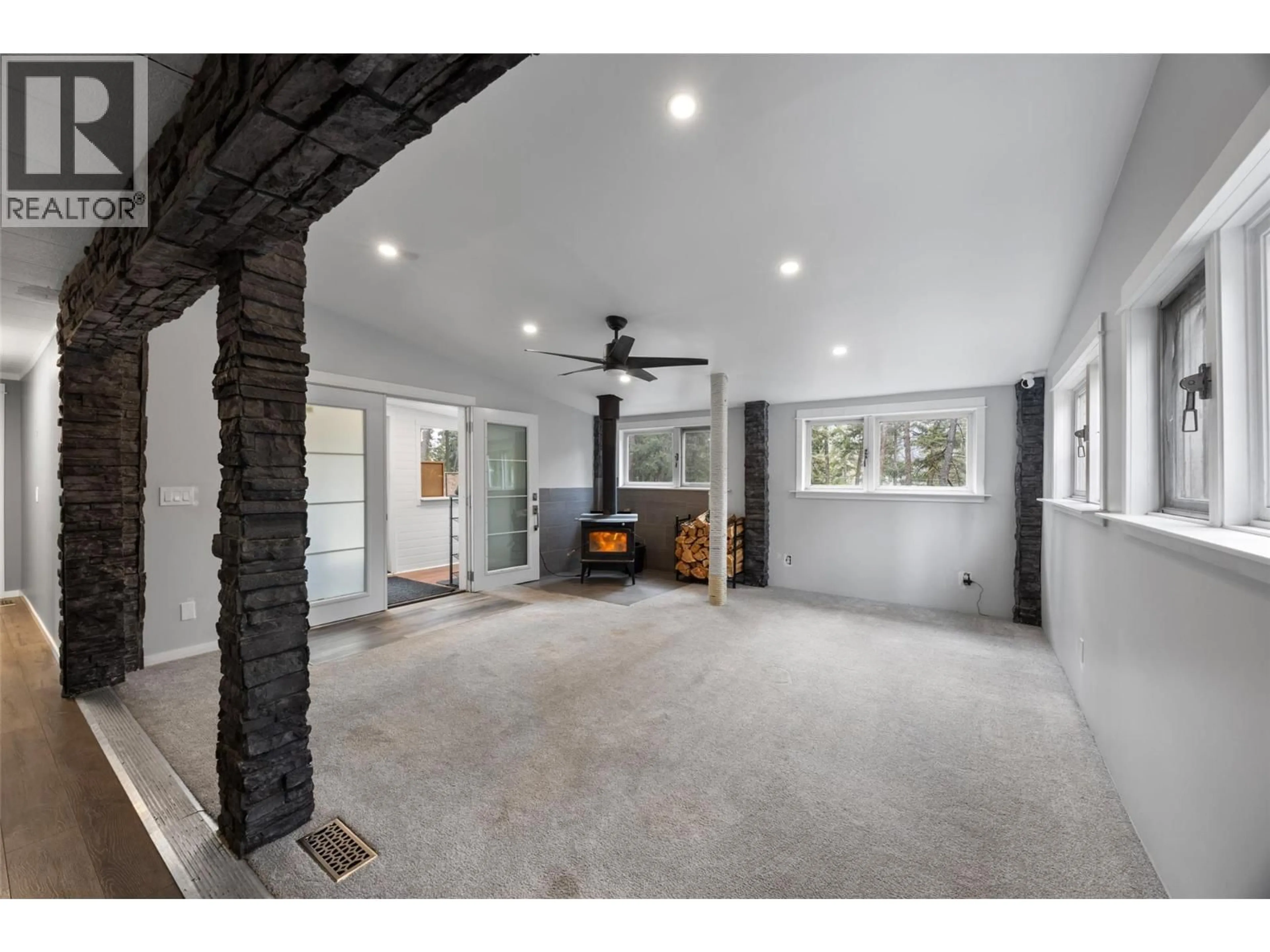 Unknown for 392 WALTERDALE ROAD, Kamloops British Columbia V2C6H1