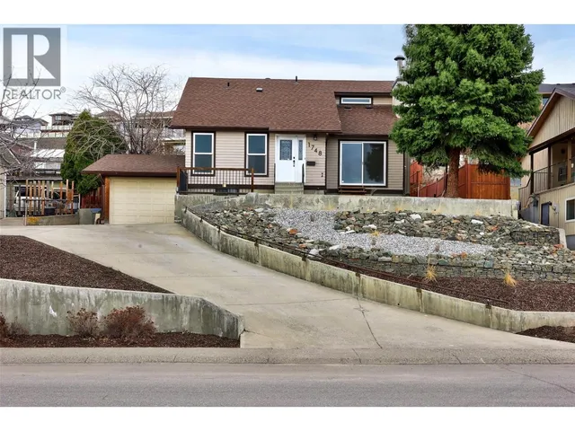 1748 NORTH RIVER DRIVE, Kamloops 2