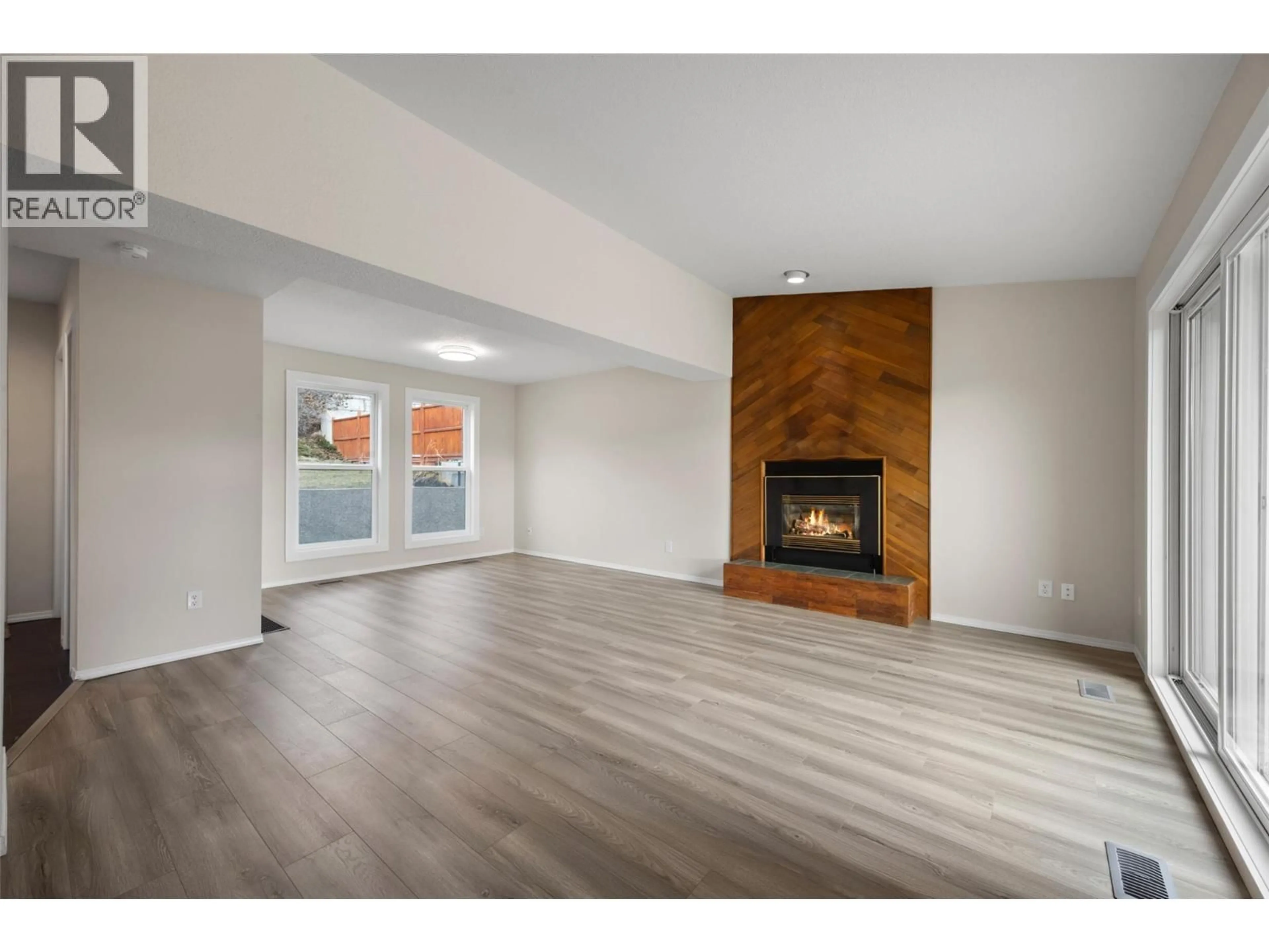 Unknown for 1748 NORTH RIVER DRIVE, Kamloops British Columbia V2B7N7