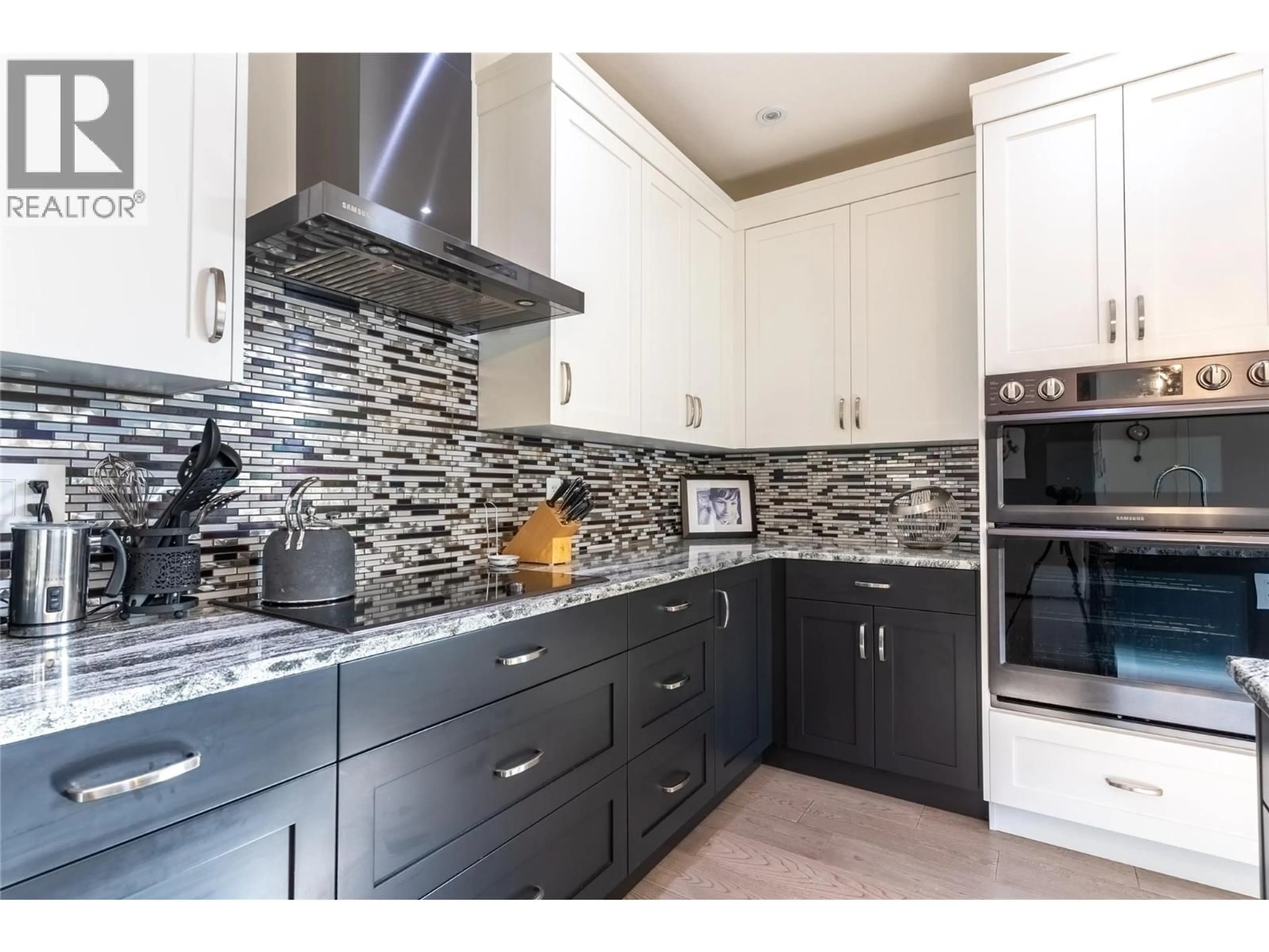 Contemporary kitchen, ceramic/tile floor for 29 - 1395 PRAIRIE ROSE DRIVE, Kamloops British Columbia V2E0B9