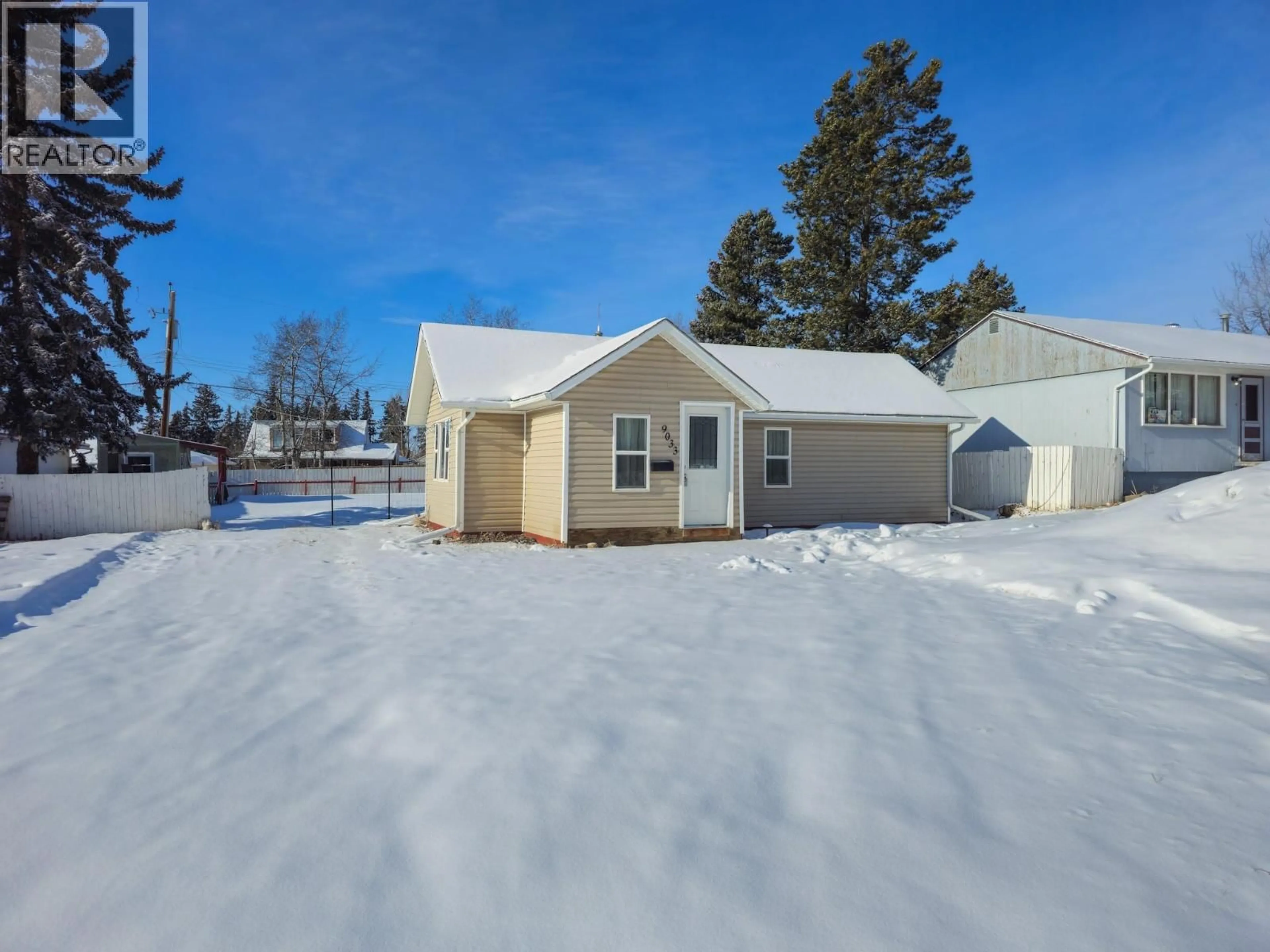 Shed for 9033 ELWOOD DRIVE, Dawson Creek British Columbia V1G3M8