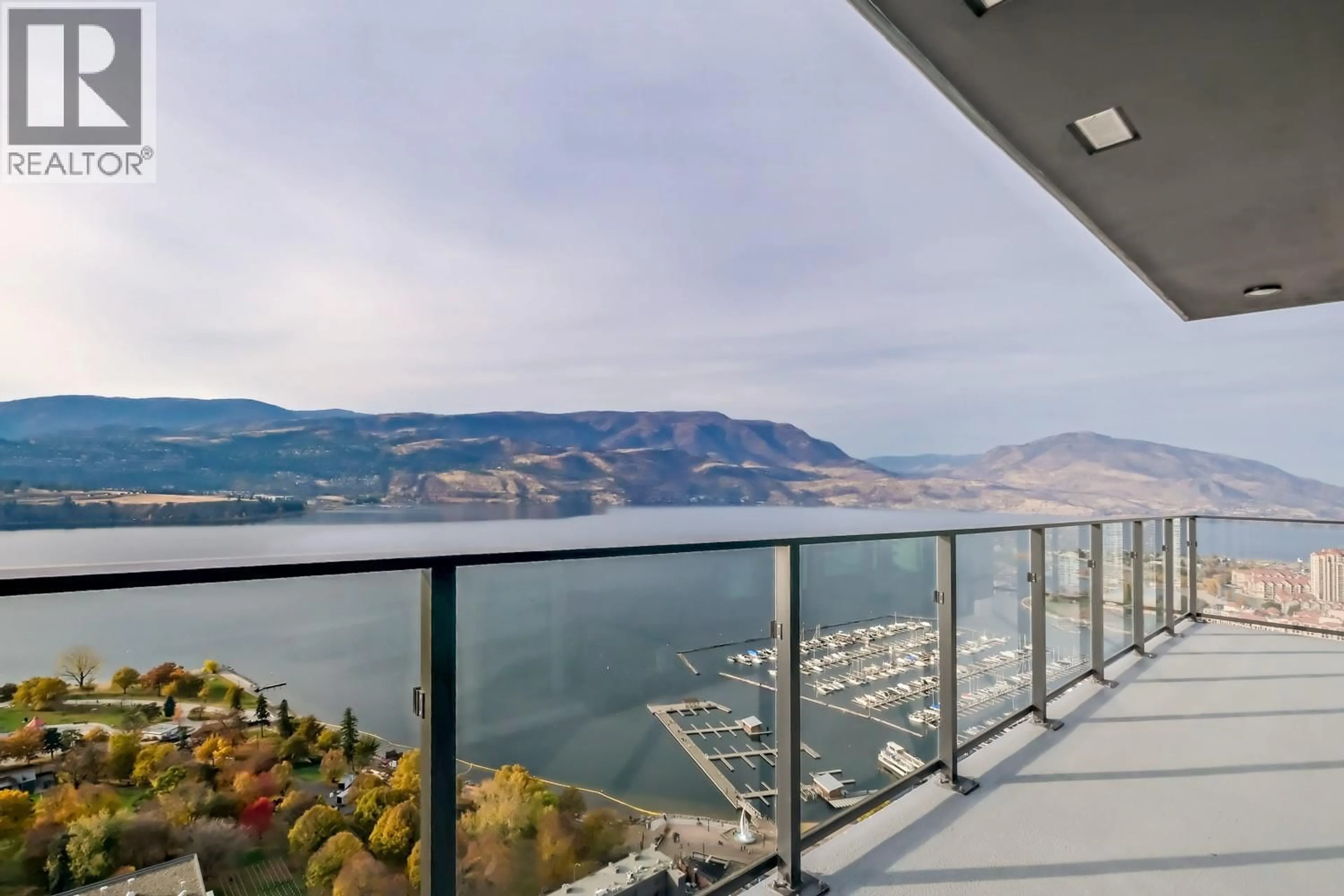 Balcony in the apartment, water/lake/river/ocean view for 1809 - 1626 WATER STREET, Kelowna British Columbia V1Y1J9