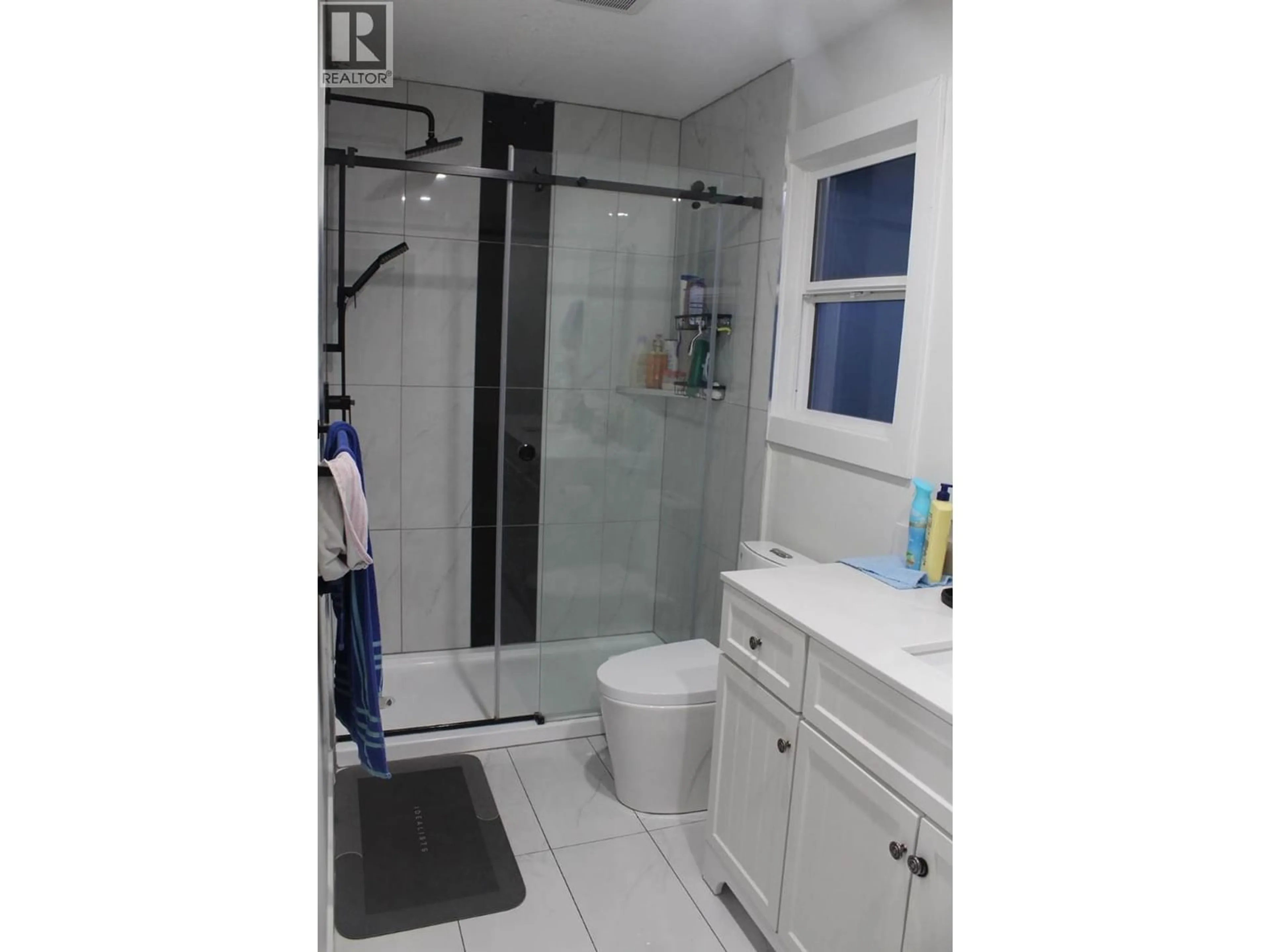 Unknown for 320 FELIX ROAD, Kelowna British Columbia V1X2R2