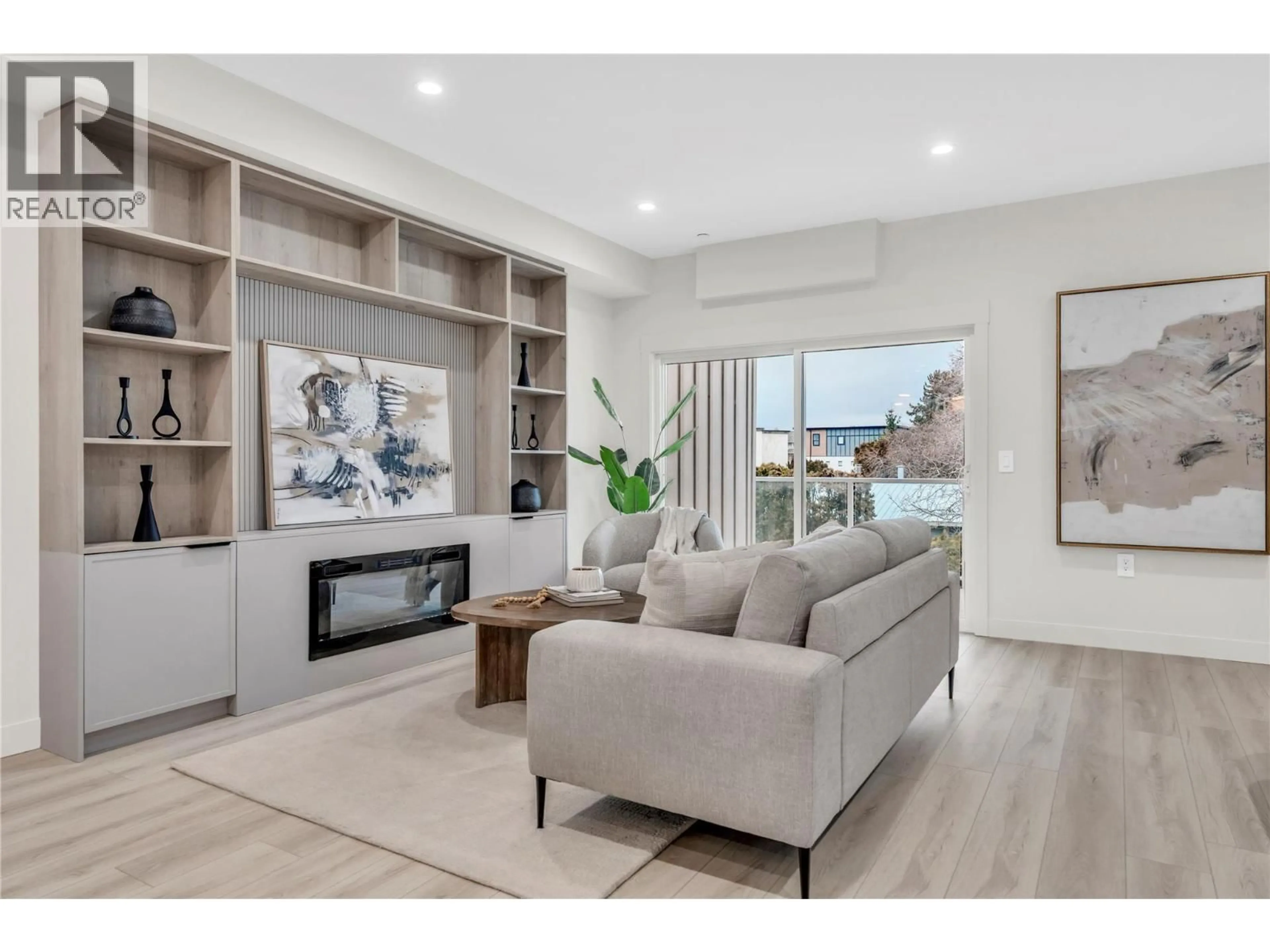 Living room with furniture, unknown for 106 - 784 ARGYLE STREET, Penticton British Columbia V2A0J6