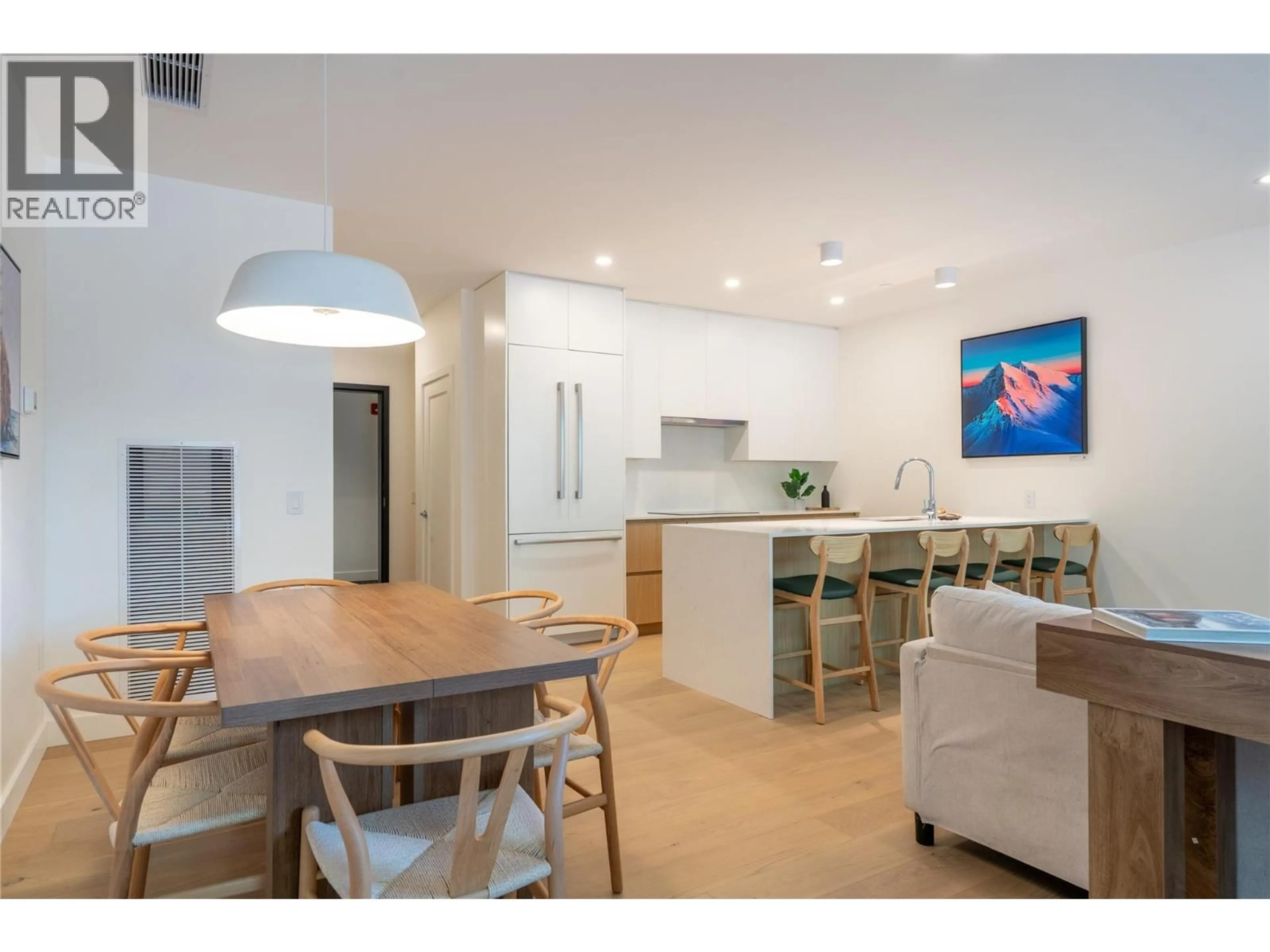 Open concept kitchen, unknown for 1111 - 1702 COURSIER AVENUE, Revelstoke British Columbia V0E2S3