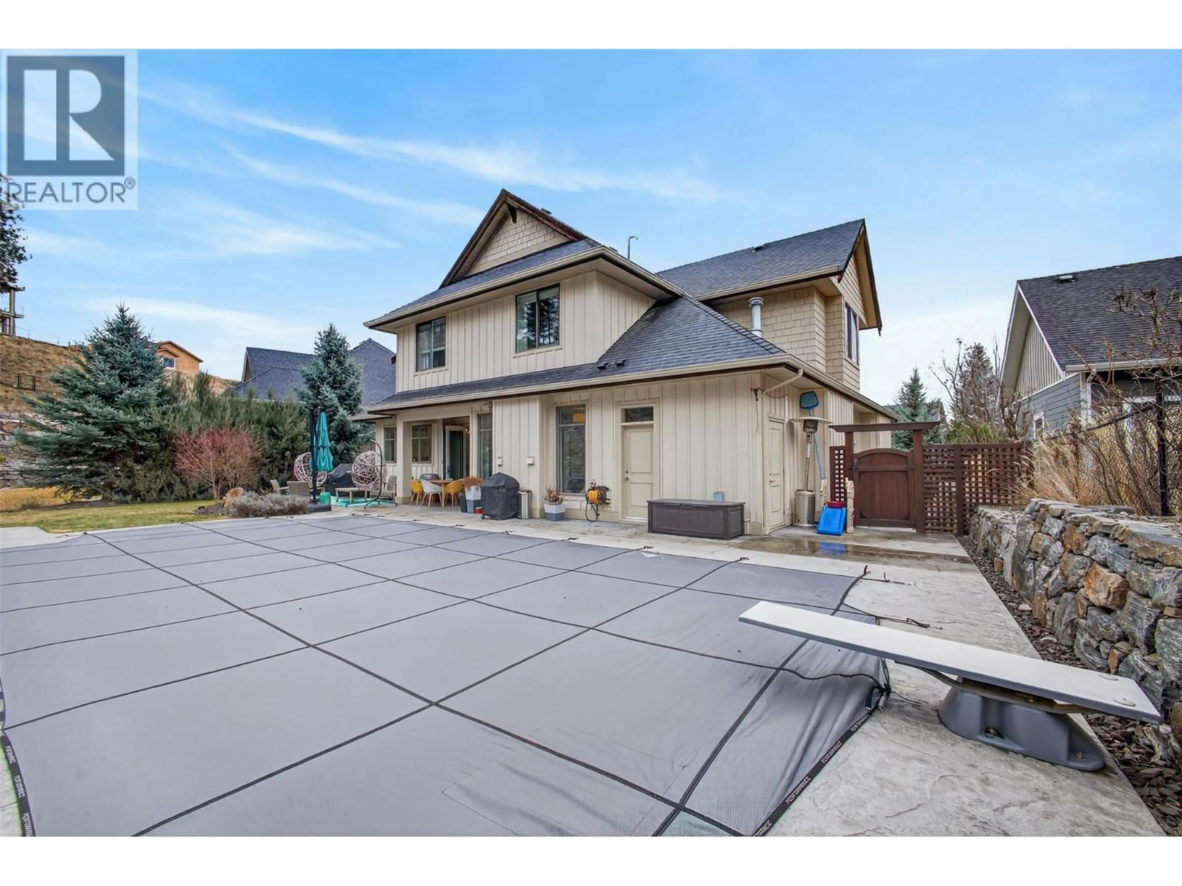 Unknown for 1996 TWIN RIDGE COURT, Kelowna British Columbia V1V2X8