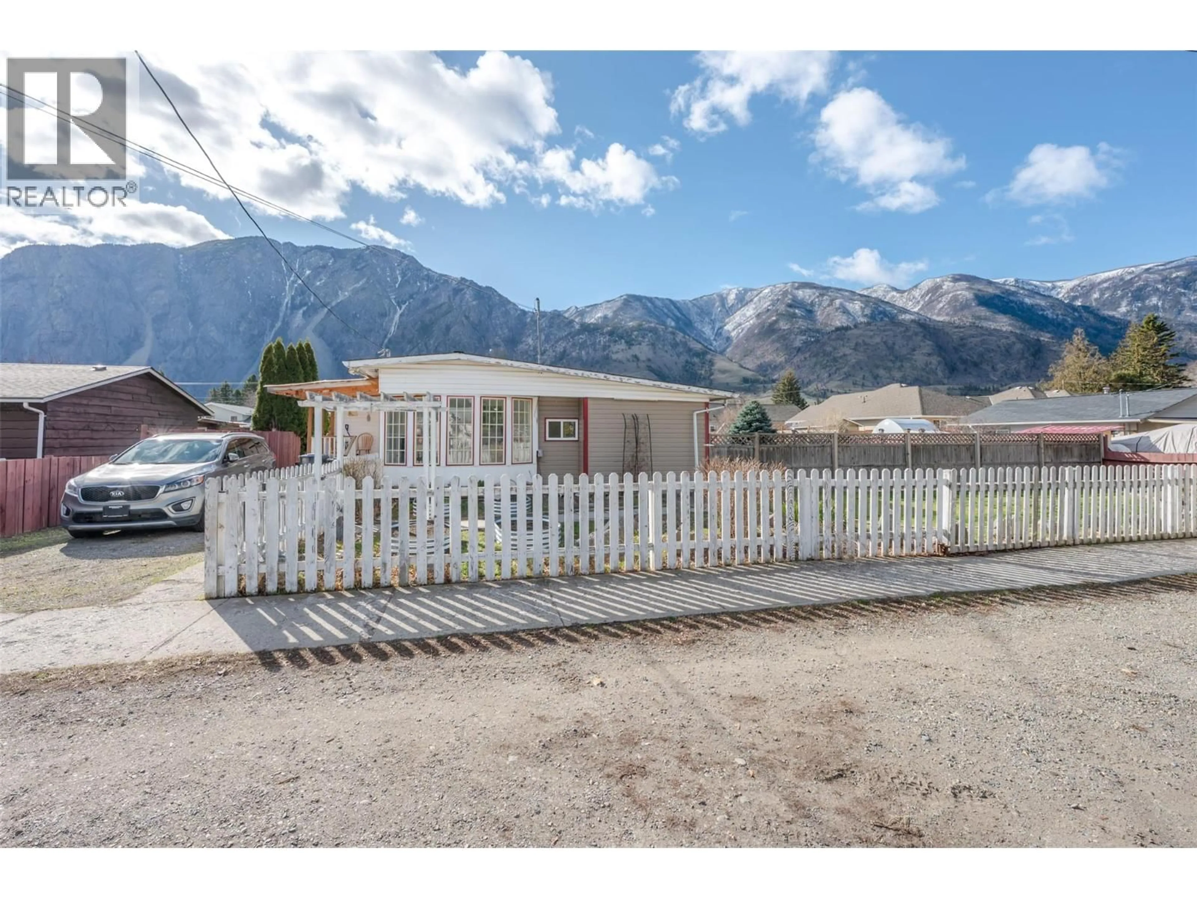 A pic from outside/outdoor area/front of a property/back of a property/a pic from drone, mountain view for 411 6TH AVENUE, Keremeos British Columbia V0X1N3