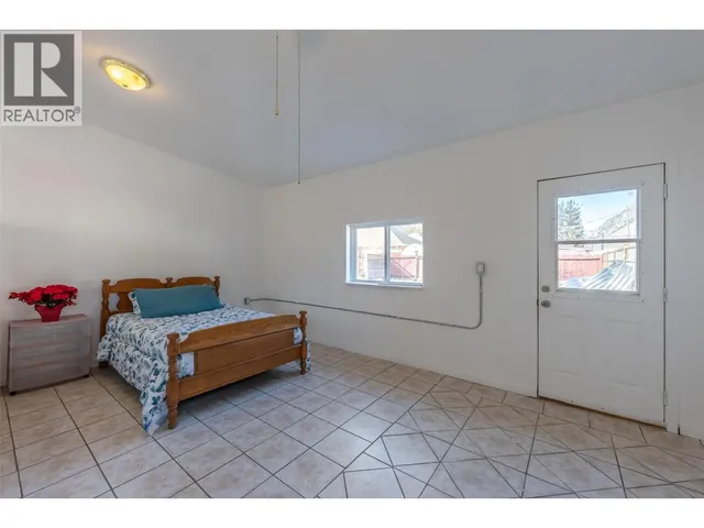 411 6TH AVENUE, Keremeos 5