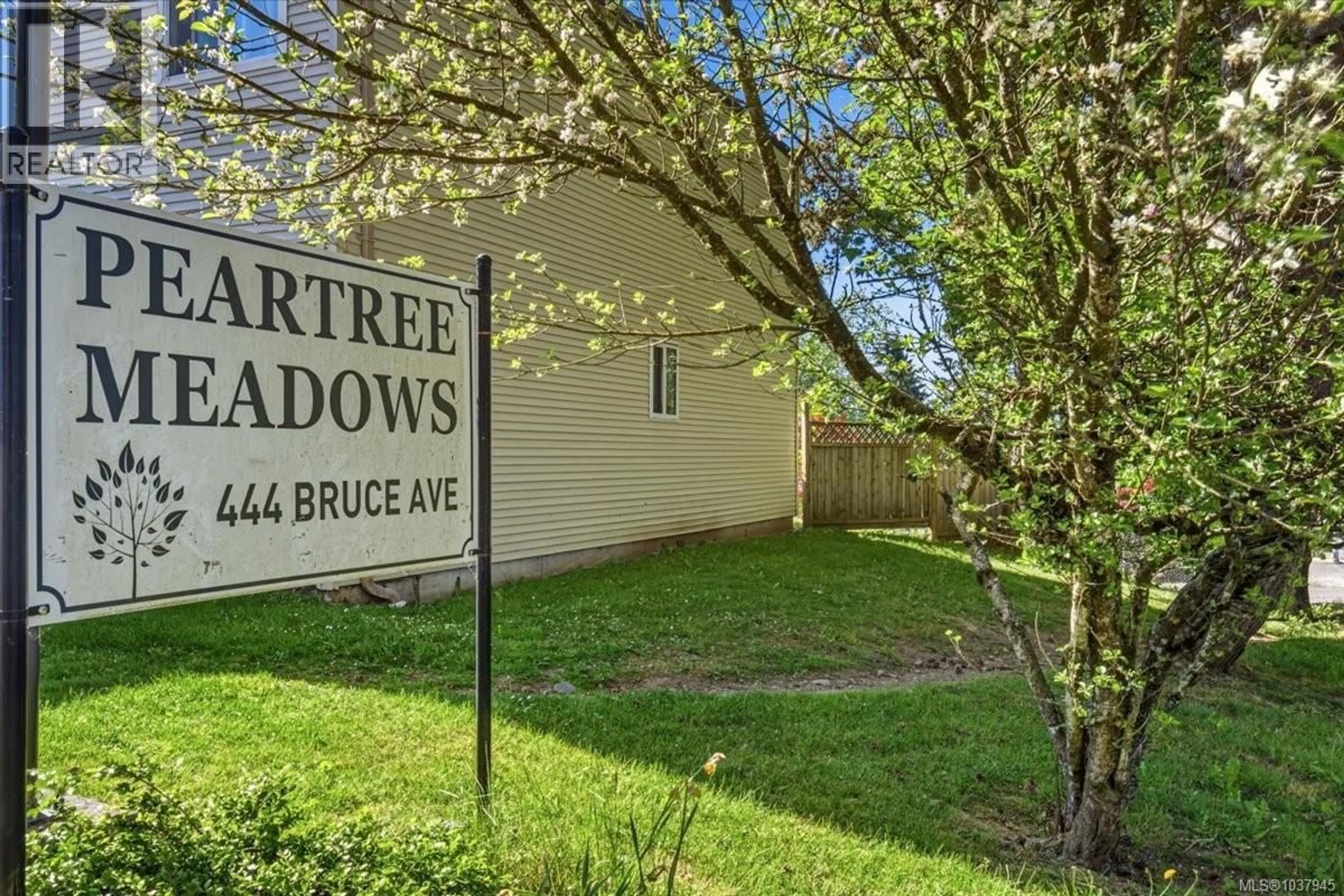 Unknown for 53 - 444 BRUCE AVENUE, Nanaimo British Columbia V9R5W5