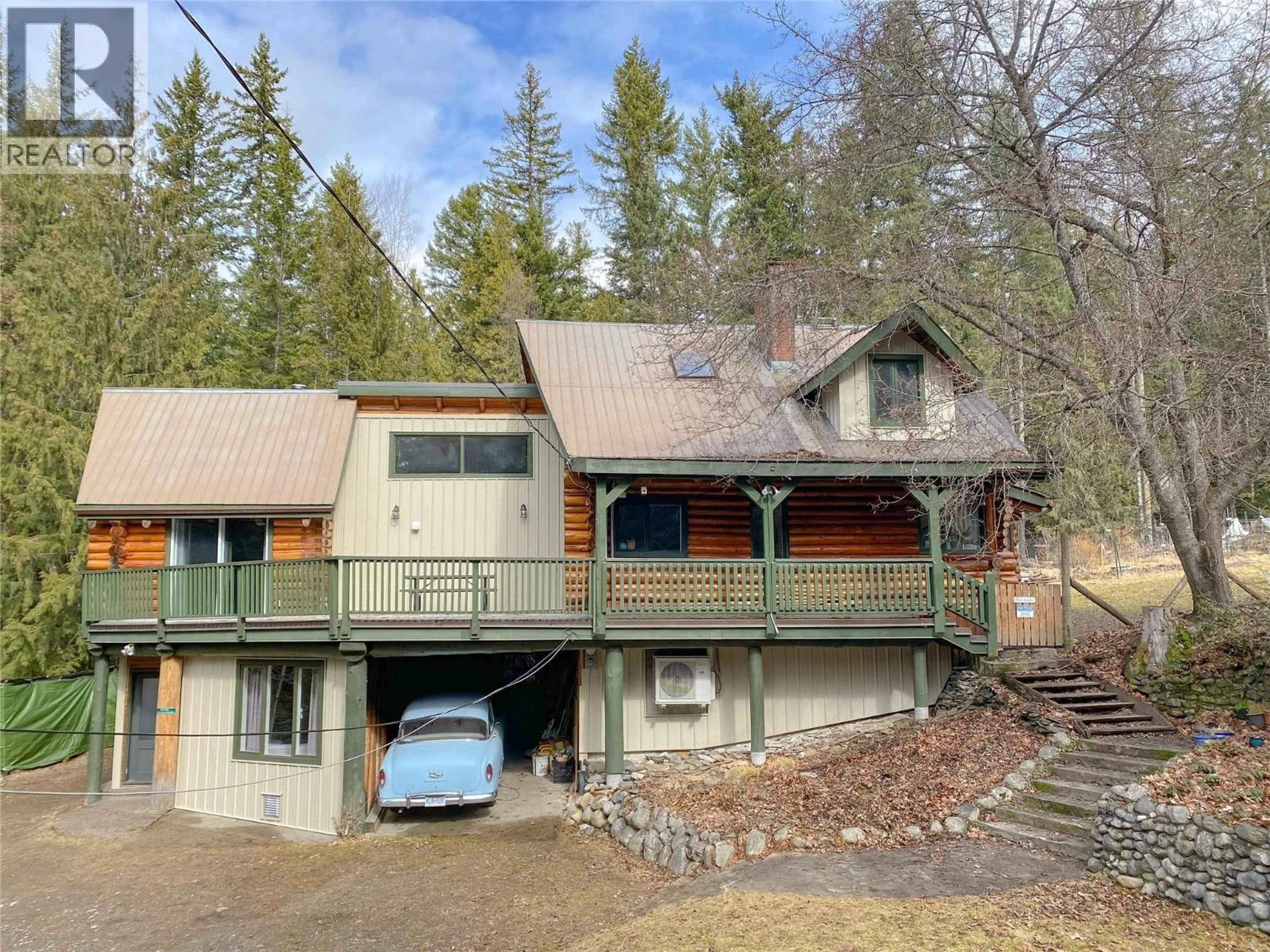 A pic from outside/outdoor area/front of a property/back of a property/a pic from drone, unknown for 375 ALEXANDER ROAD, Nakusp British Columbia V0G1R1