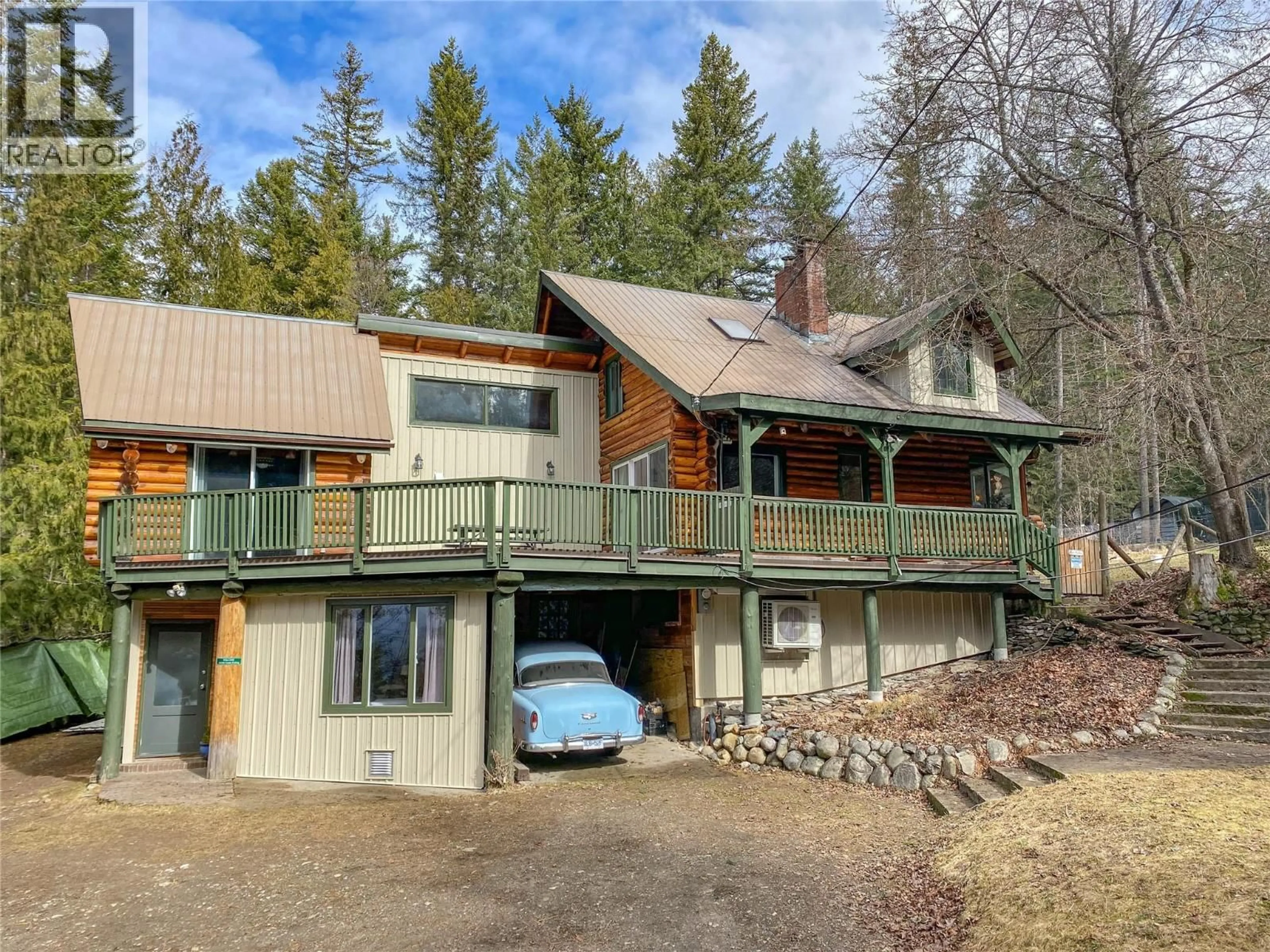 A pic from outside/outdoor area/front of a property/back of a property/a pic from drone, unknown for 375 ALEXANDER ROAD, Nakusp British Columbia V0G1R1